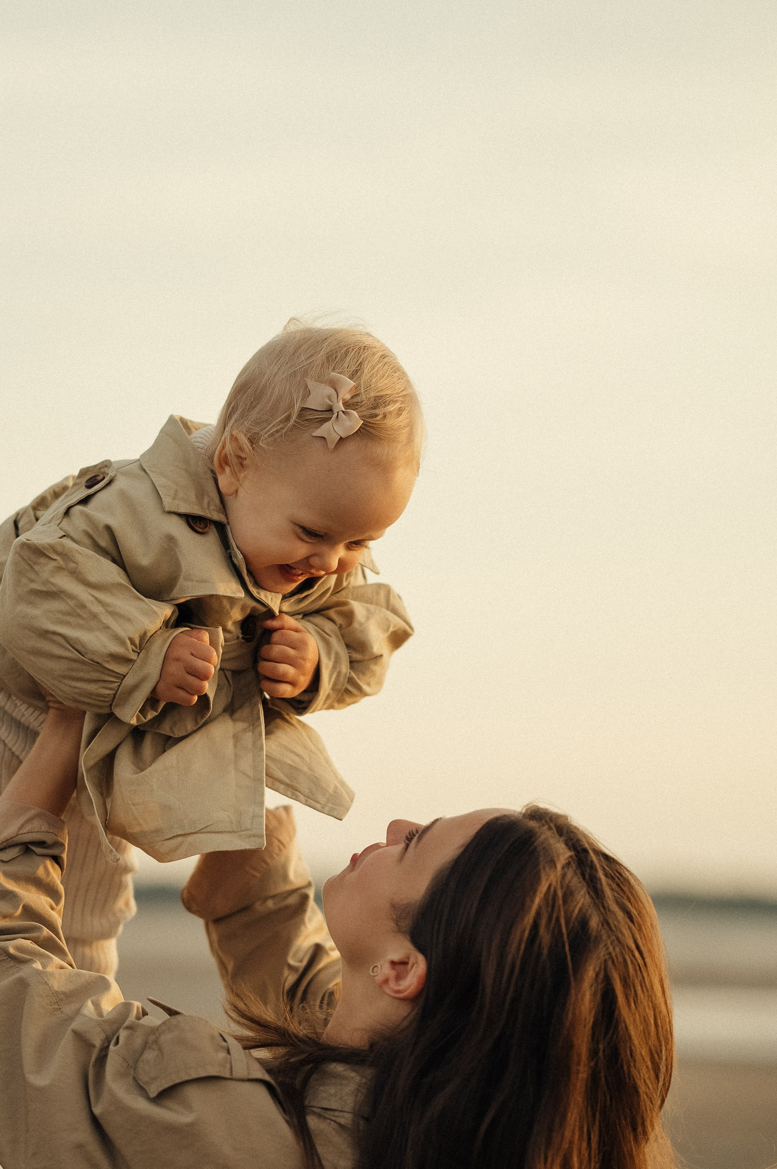 С мамой. Фотограф и видеограф в Санкт-Петербурге Полина Янушко. Съёмка родов