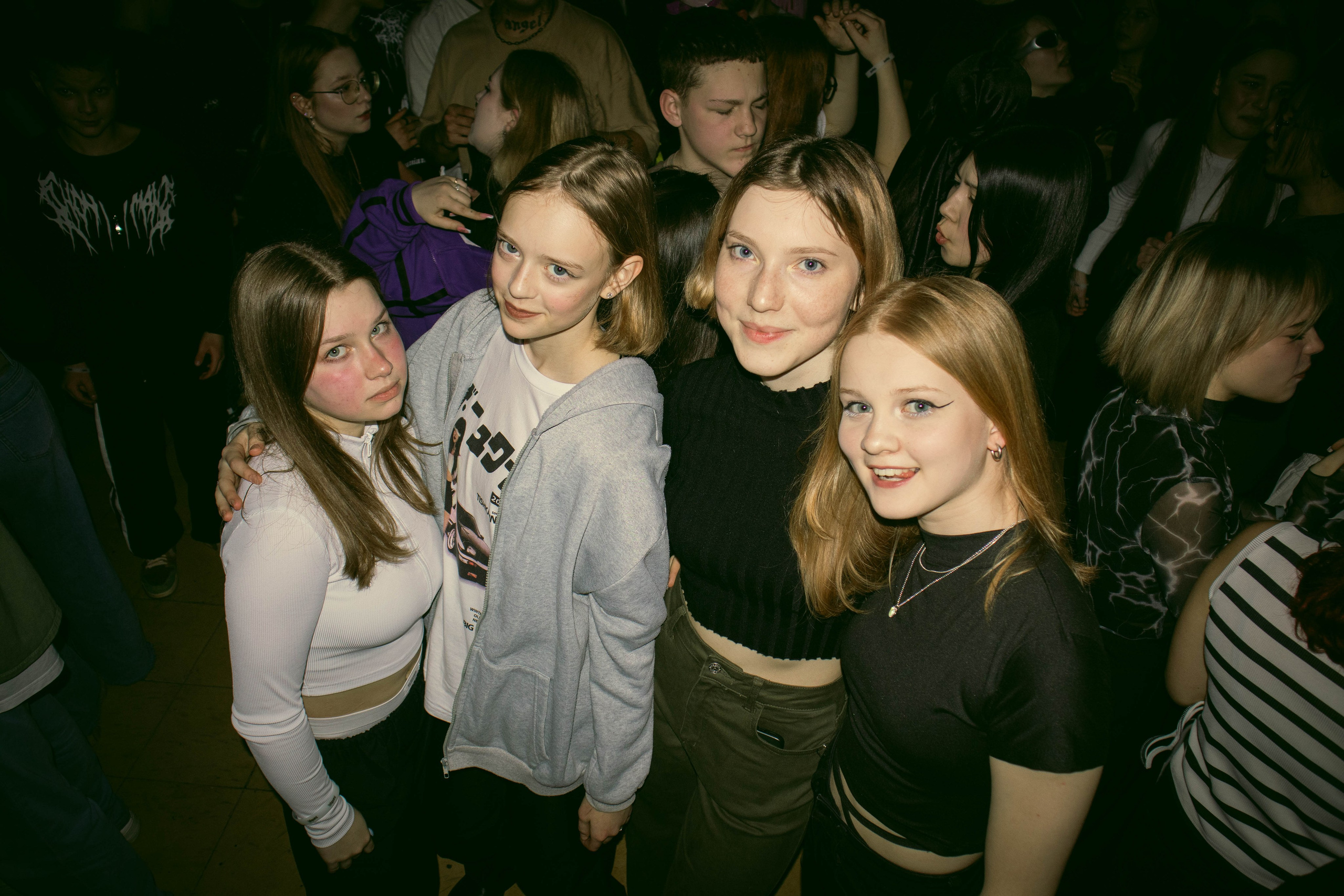 MOSHPIT. Фотограф и видеограф в Бугульме Аня Трутнева