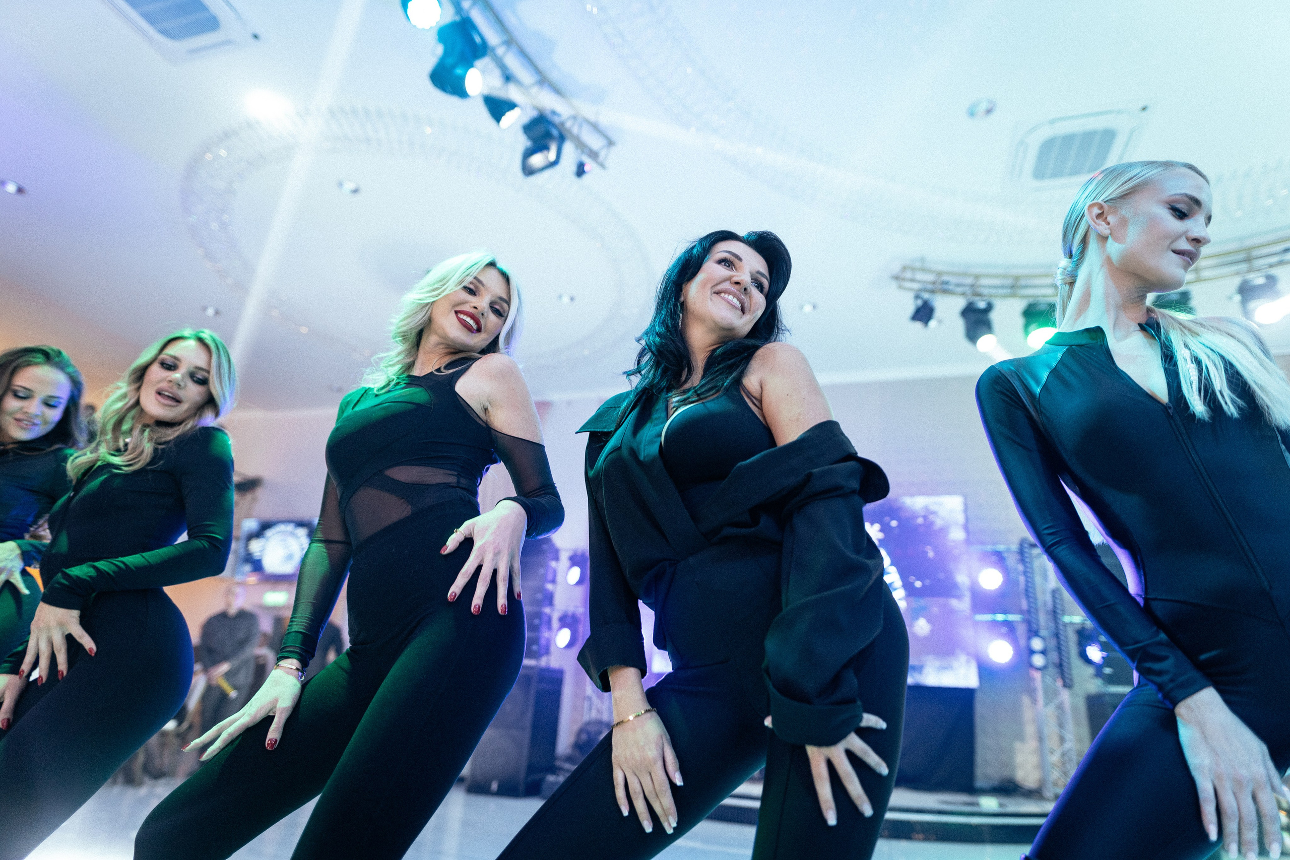 Новогодний корпоратив. Репортажный фотограф в Новосибирске. Алексей Гриценко