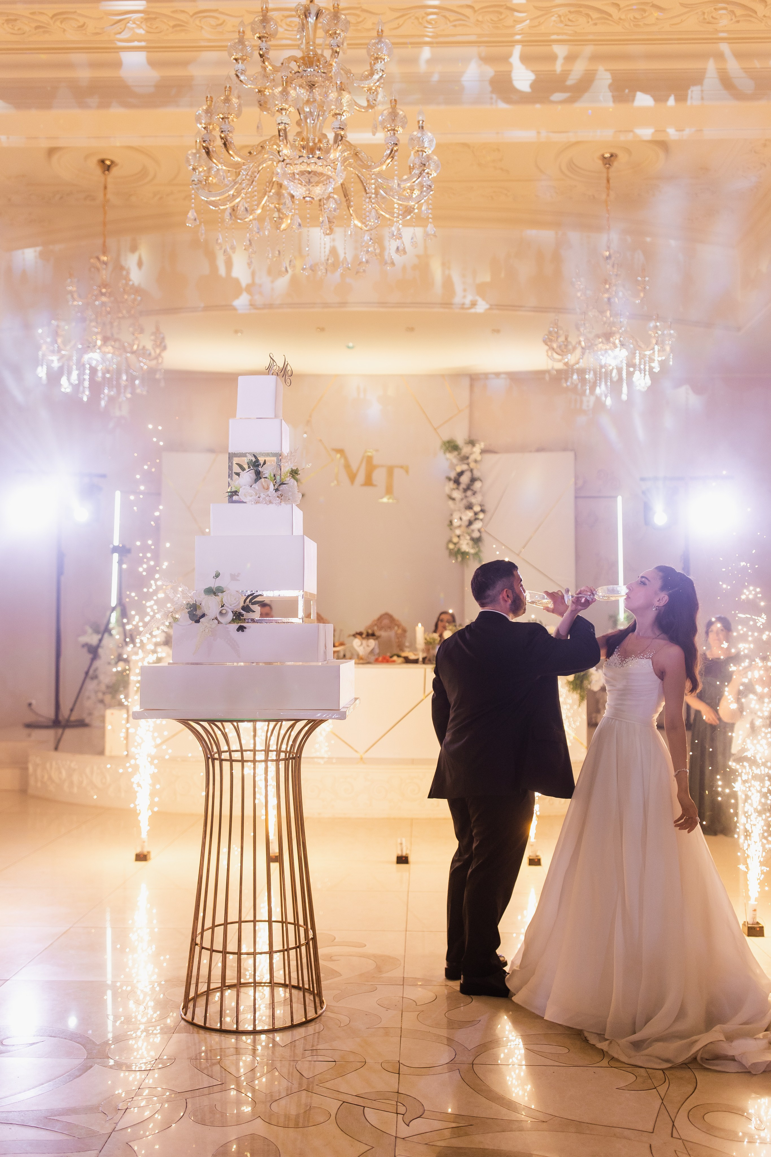 Ресторан Nikola Diamond. DDrental прокатная компания Нижний Новгород