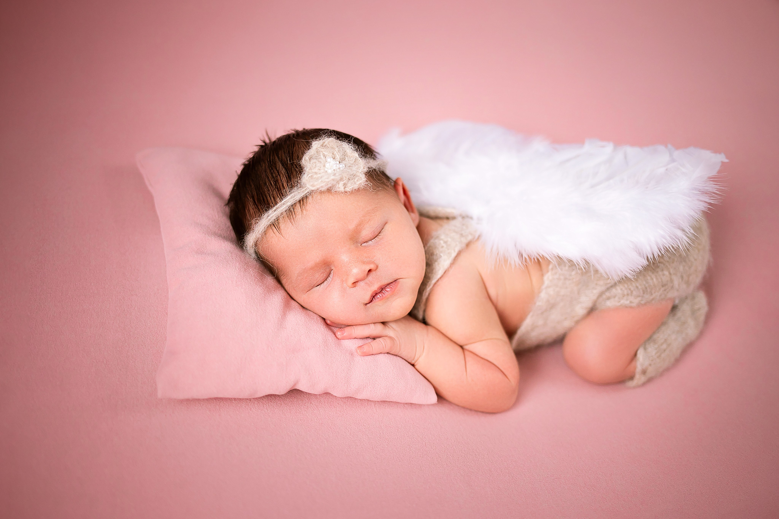 Фотосессия новорожденного. Фотограф новорожденных в Новосибирске