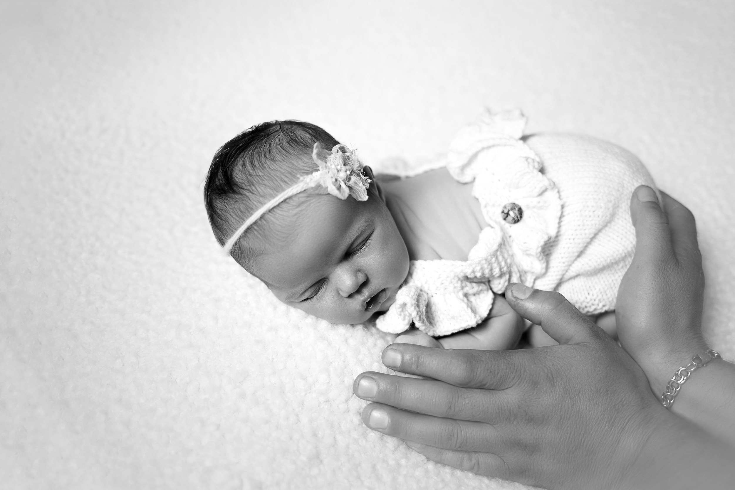 Фотосессия новорожденного. Фотограф новорожденных в Новосибирске