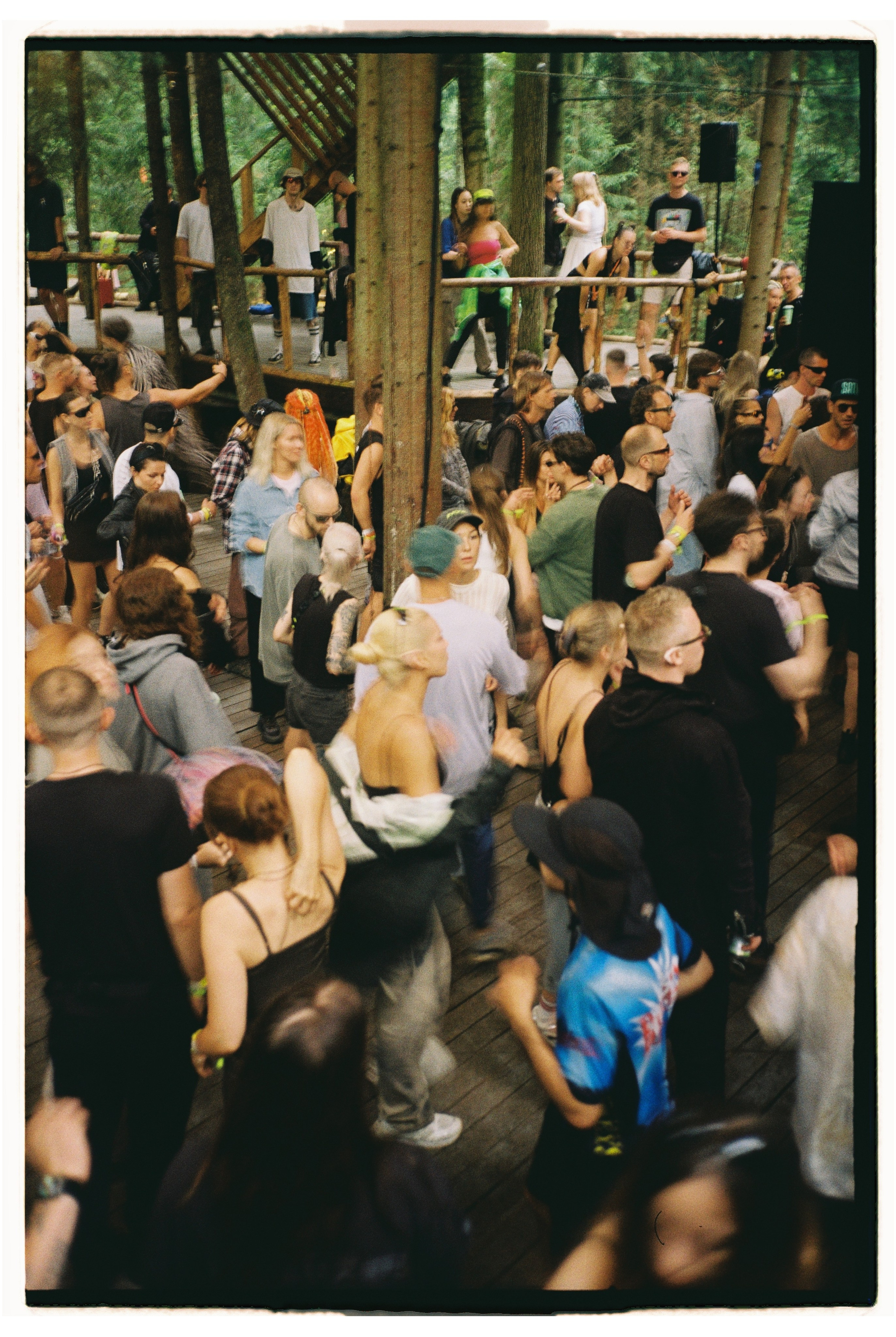 Outline 2024. @tomrus: Рустам Шагиморданов — фотограф