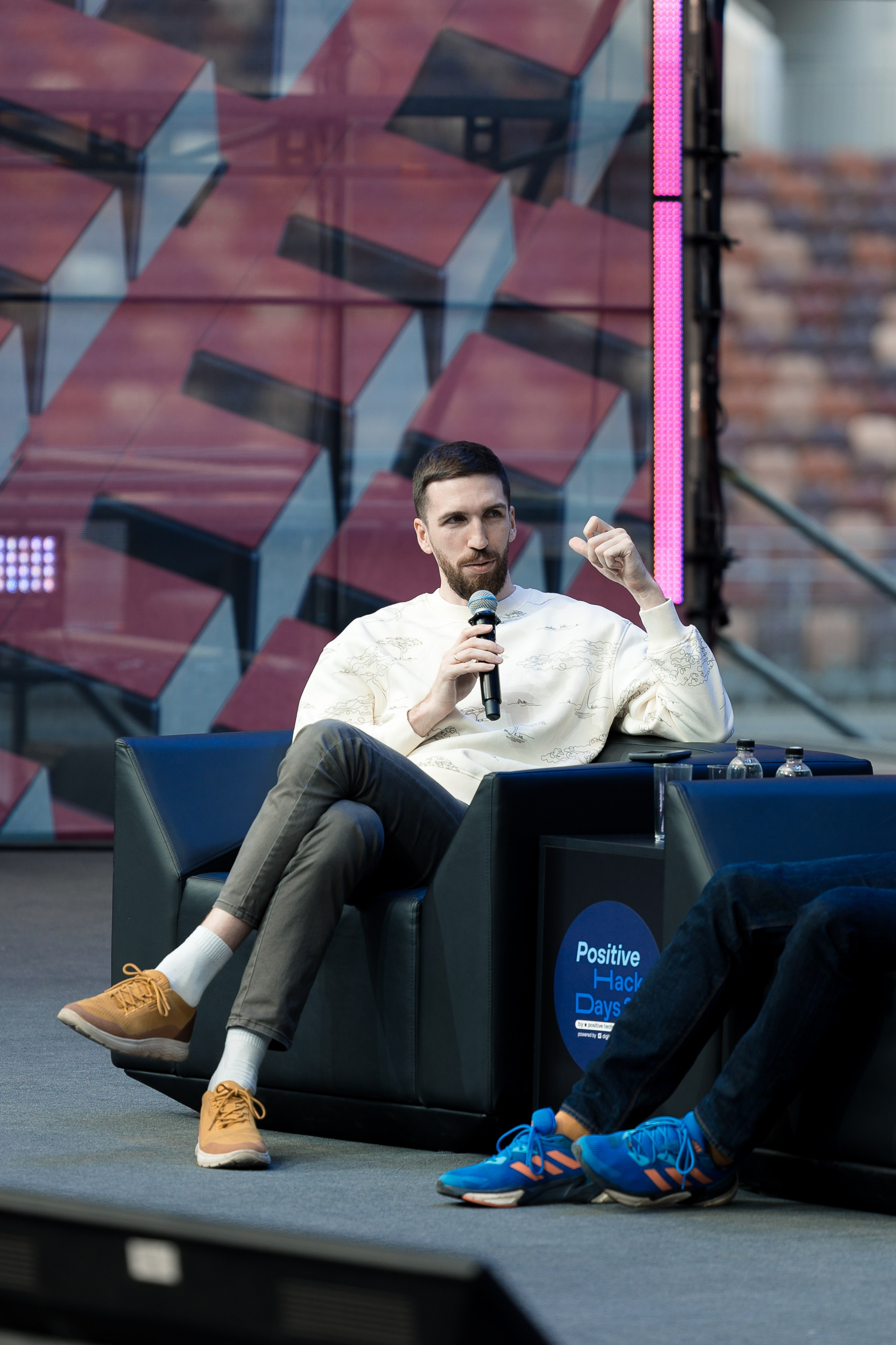 Лужники — Киберфестиваль Positive Hack Days 2. Фотограф Юлия Назарова