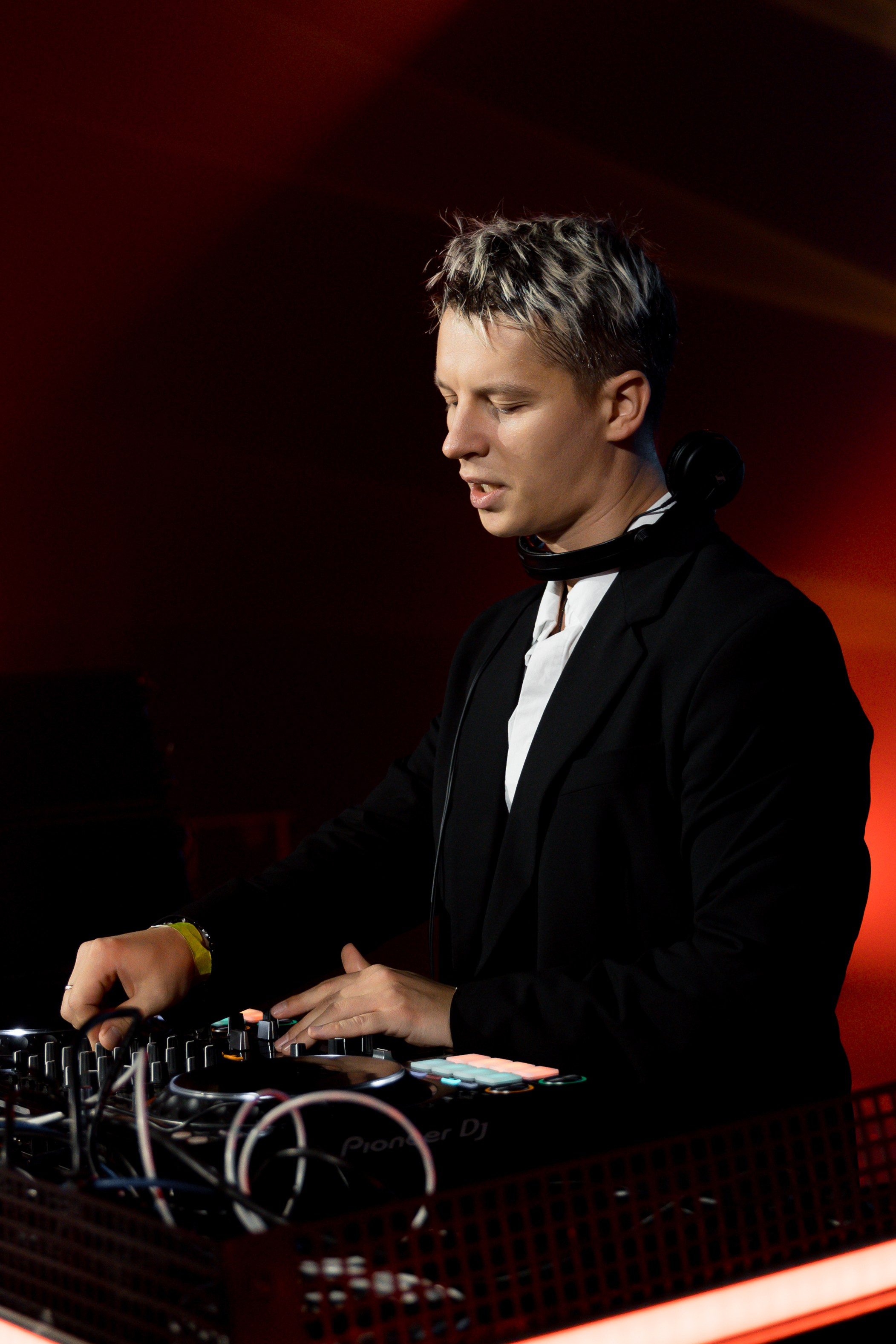 DJ Performans. Фотограф Юлия Назарова