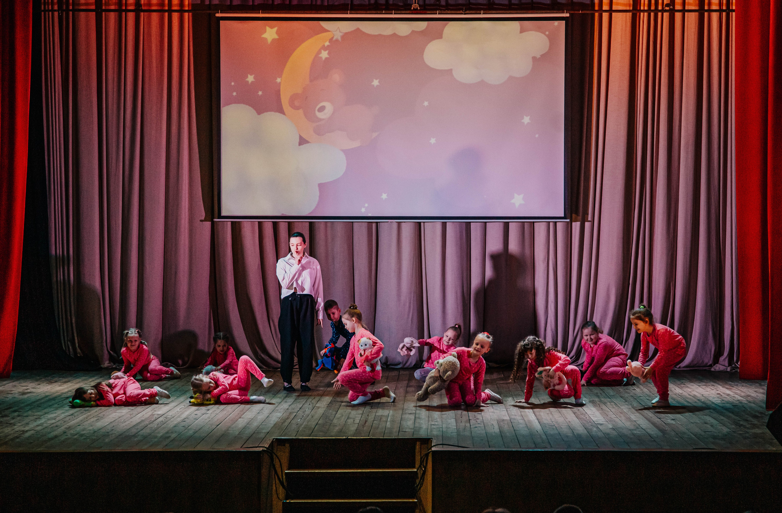 Отчетный концерт хореографического коллектива Пульс!. Фотограф Дарья Маташкова