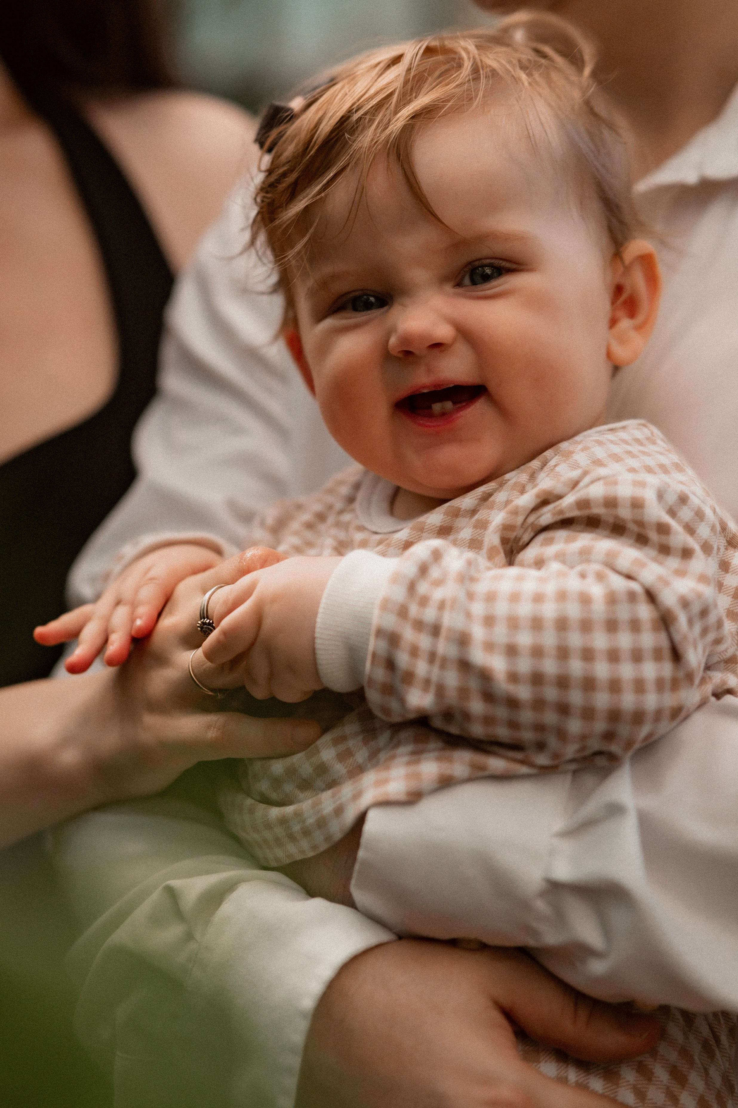 Илья, Ирина и Ева в Оранжерее. Семейный и свадебный lifestyle-фотограф в Москве Мария Петрова