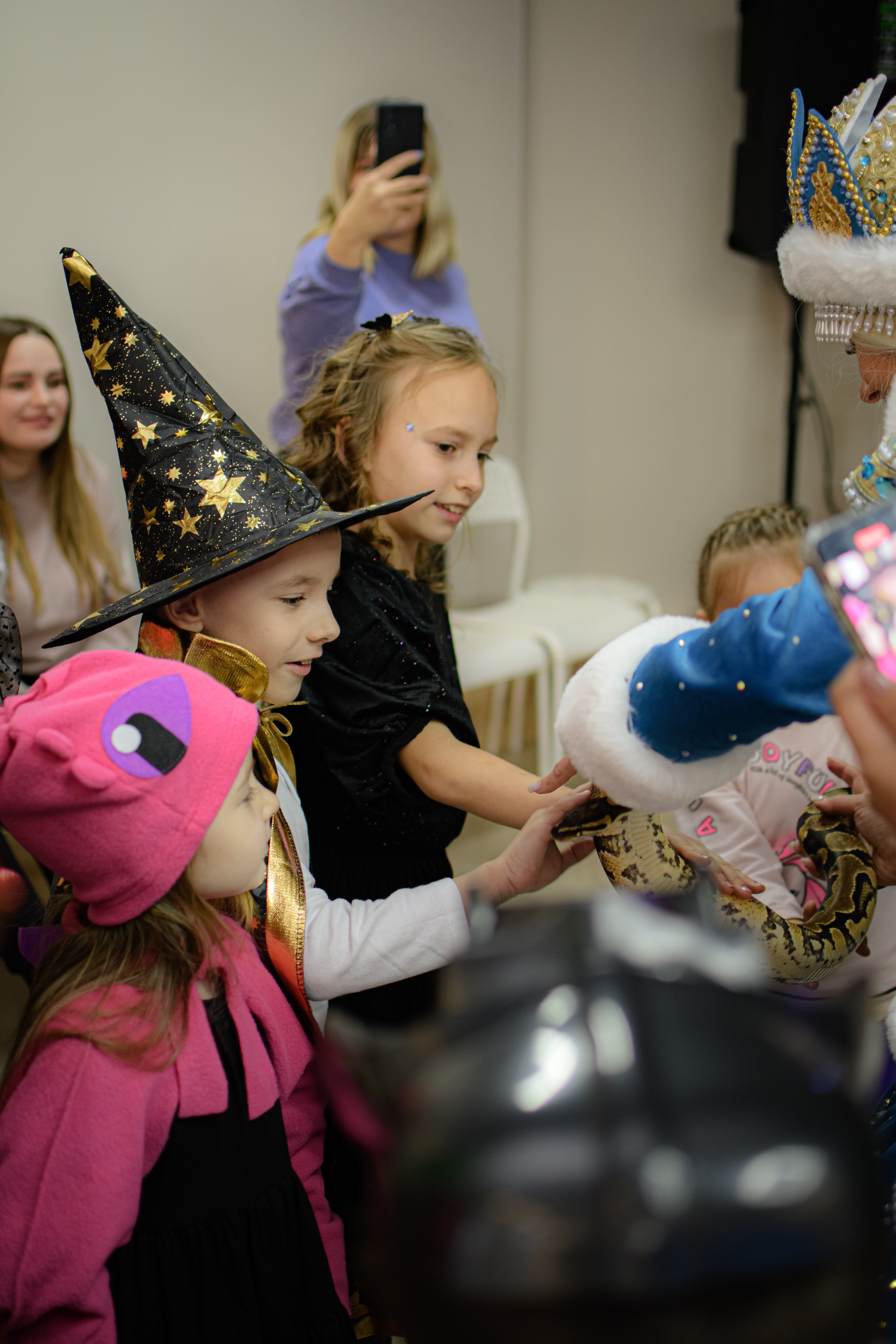 HAPPY NEW YEAR. Photokarish