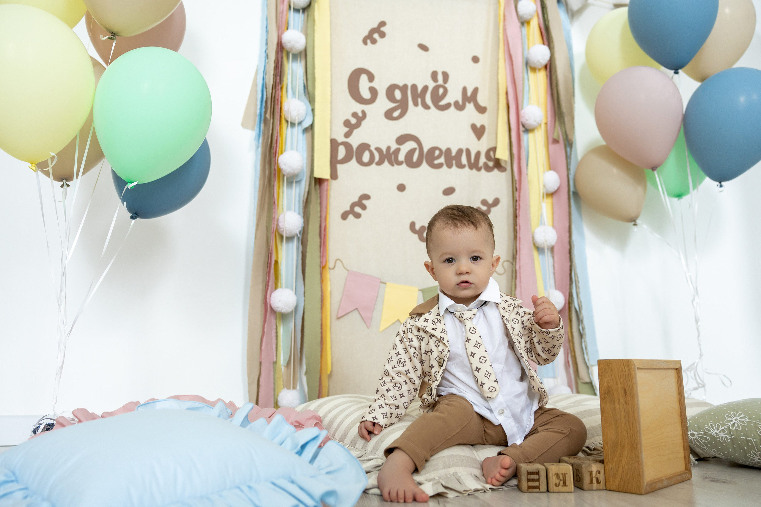 Эмиль 1 годик. Kharchenkotatianaweddingphoto