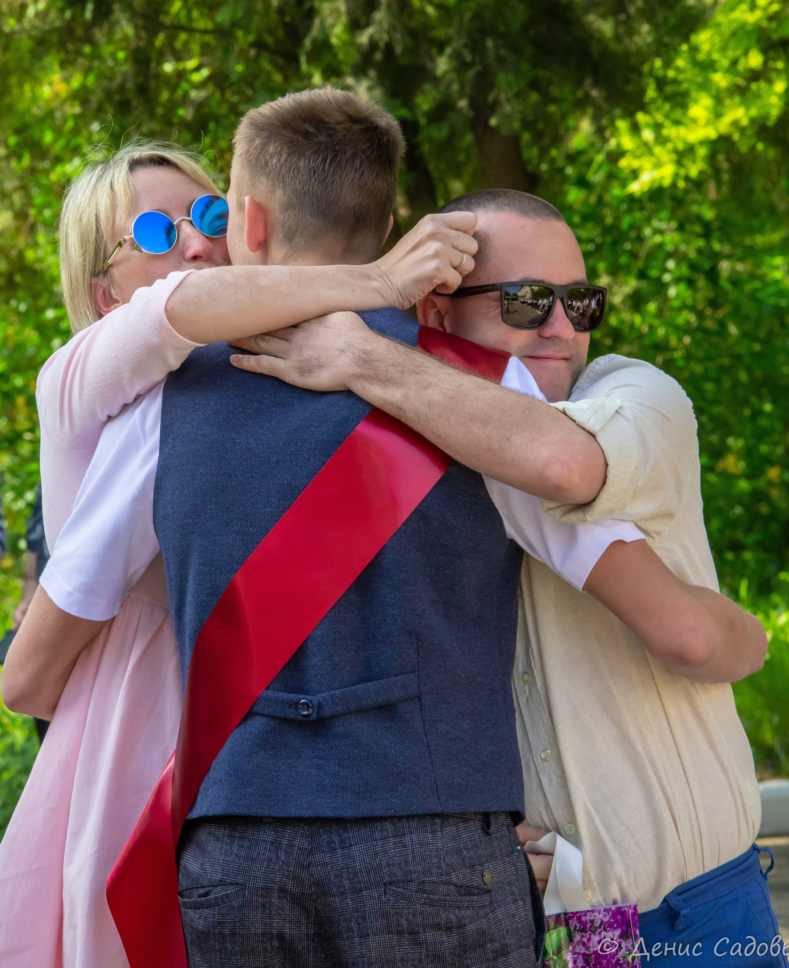 Последний звонок 11 класс школа № 17. Денис Садовый фотограф Севастополь