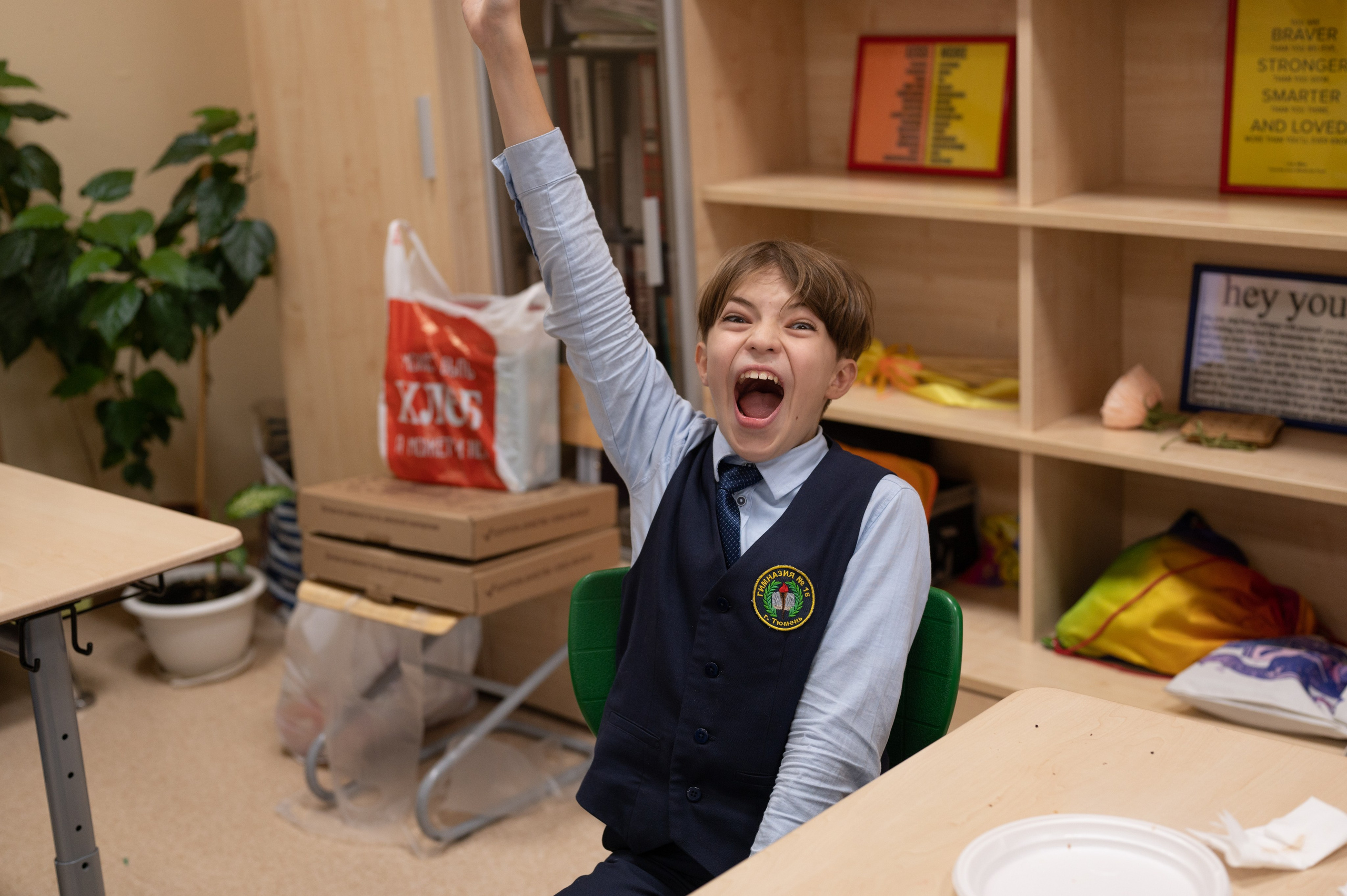 Репортаж мероприятия в классе 5Ж 16 гимназия 2024 г. Фотограф новорожденных, семейный детский в Тюмени Татьяна Морозова