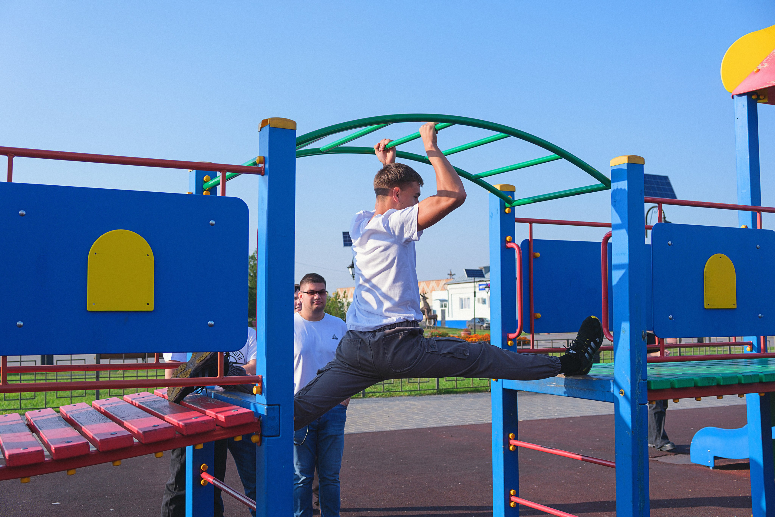 Выпускной альбом 2024. Фотограф и видеограф в Омск/Москва Сащенко Лера