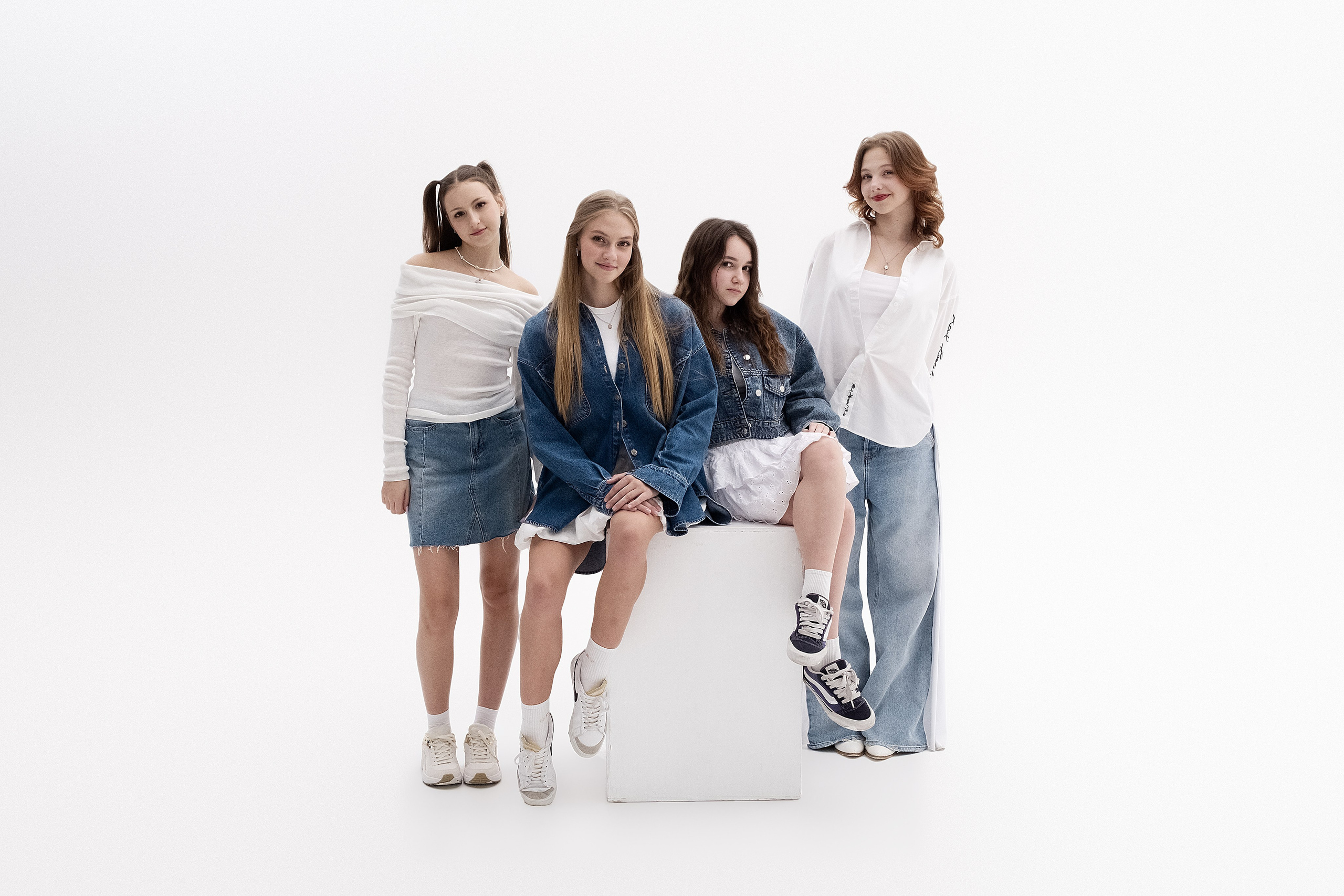 Школьники на выпускной альбом. Goncharov Tim