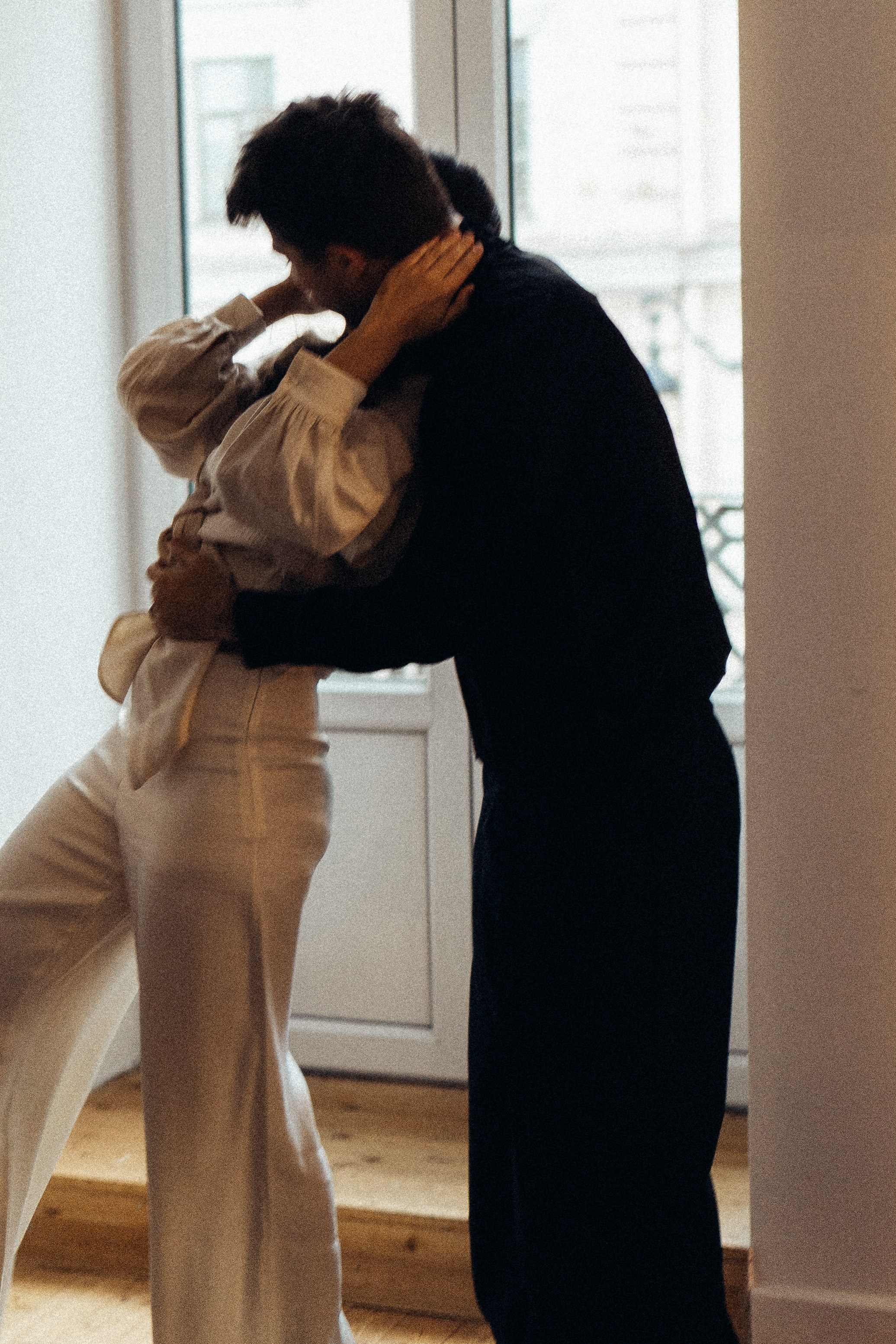 УТРО ЖЕНИХА И НЕВЕСТЫ В ПИТЕРСКОЙ КВАРТИРЕ И СЬЕМКА С СВАДЕБНЫХ ОБРАЗАХ. Профессиональный фотограф, Санкт-Петербург — Виктория Богомолова