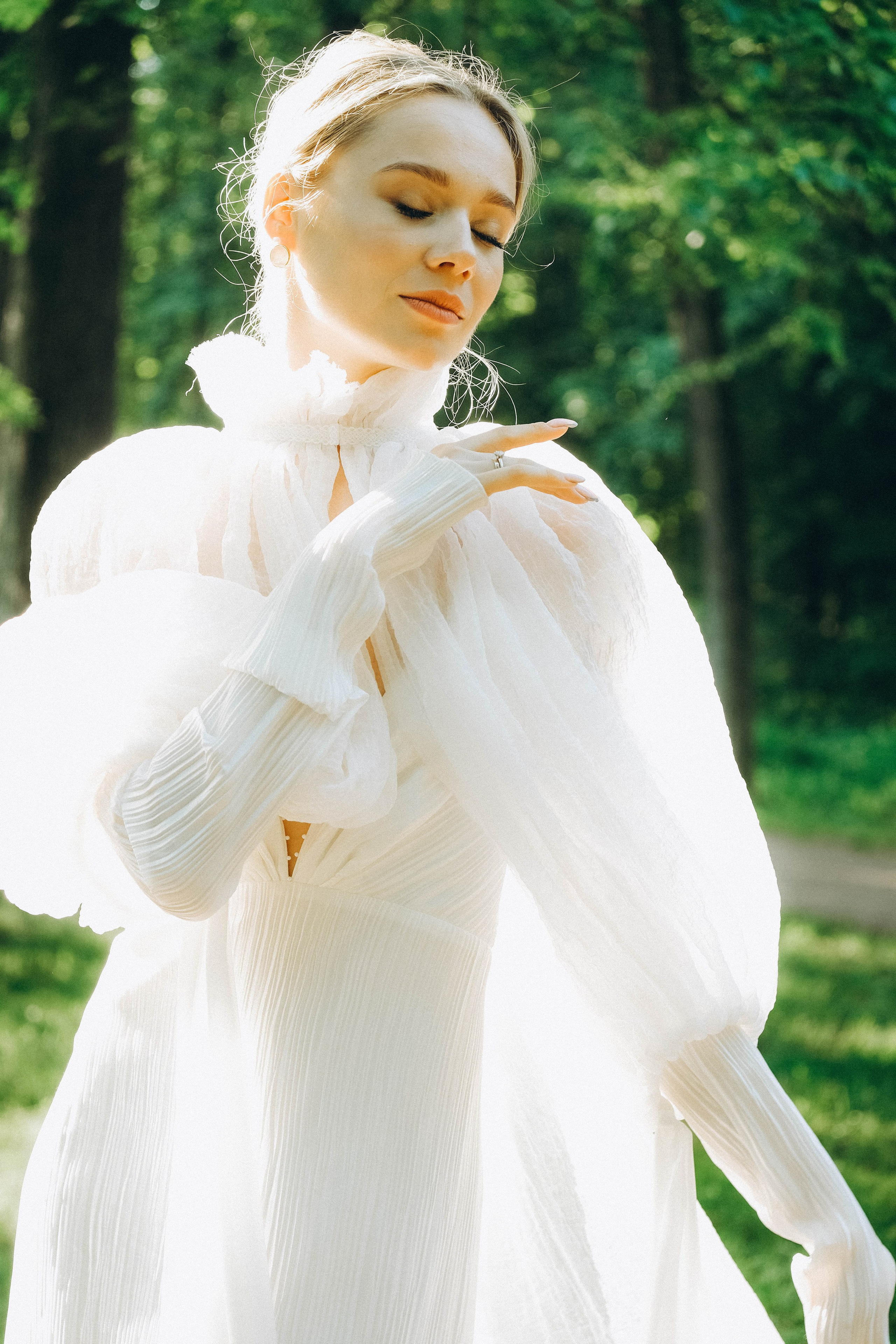 СВАДЕБНАЯ СЬЕМКА В ПАРКЕ ОРАНИЕНБАУМ. Профессиональный фотограф, Санкт-Петербург — Виктория Богомолова