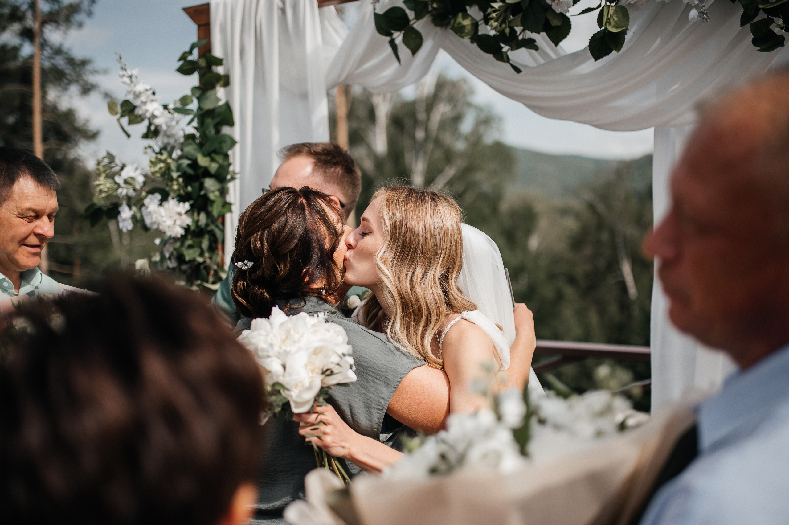 Вадим и Анастасия. Свадебная  съемка на Алтае