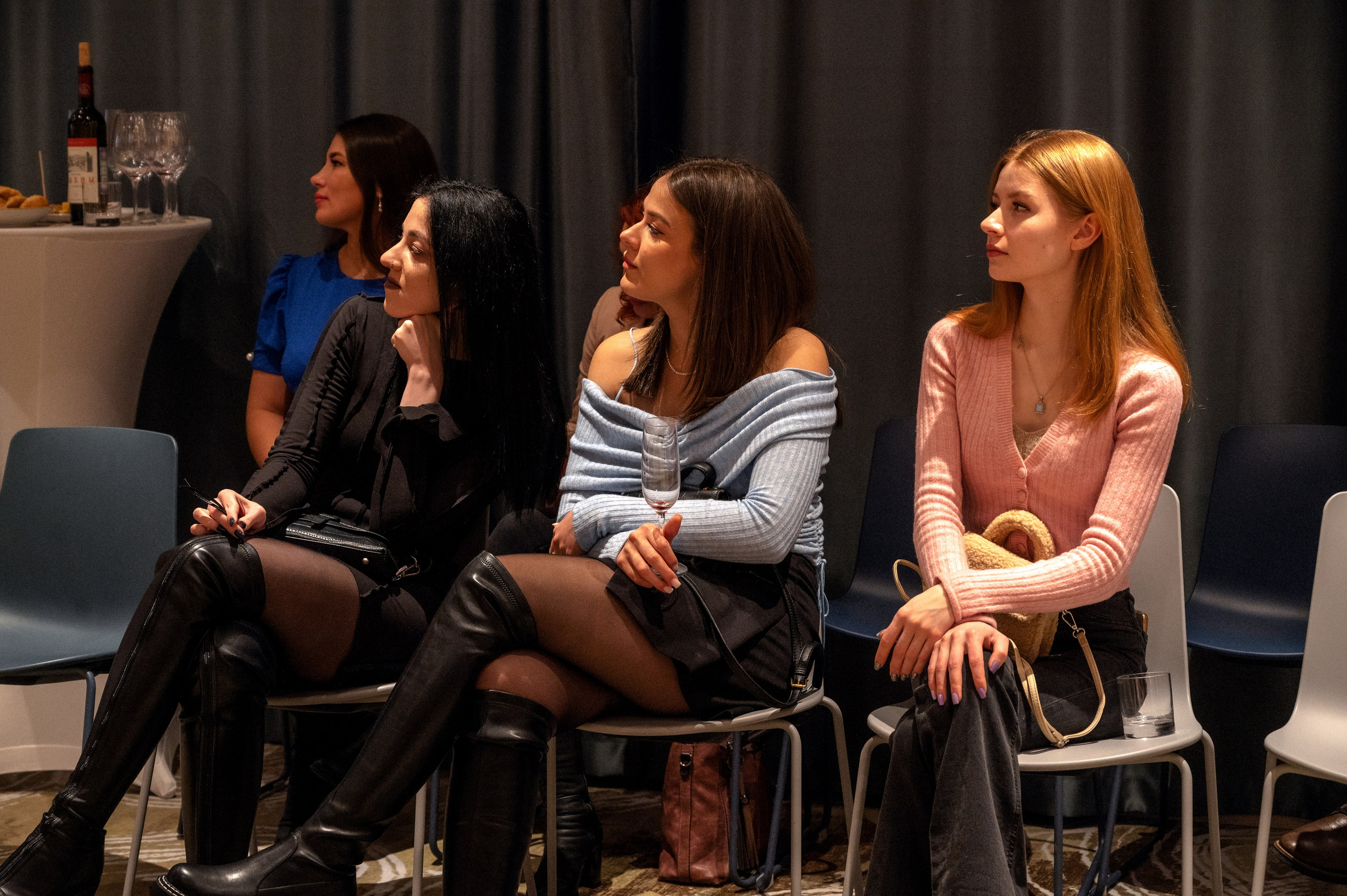 Рисуем телом, Карим COSMOS. Фотограф Нижний Новгород