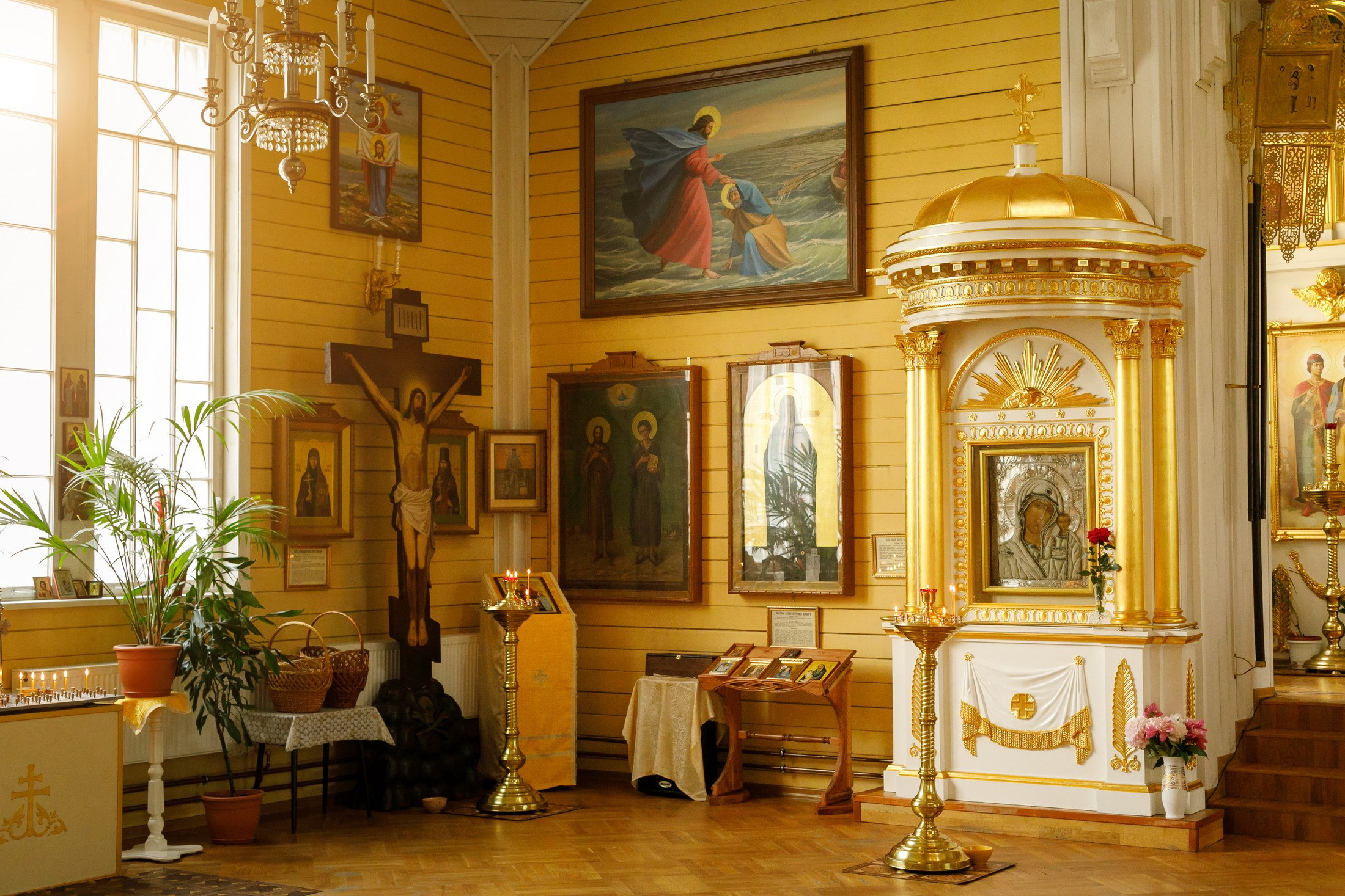 крещение ребенка Вырица храм Петра и Павла, где покрестить в Вырице лен области, крещение малыша, фотограф на крещение, сколько стоит индивидуальное крещение, цена крещения