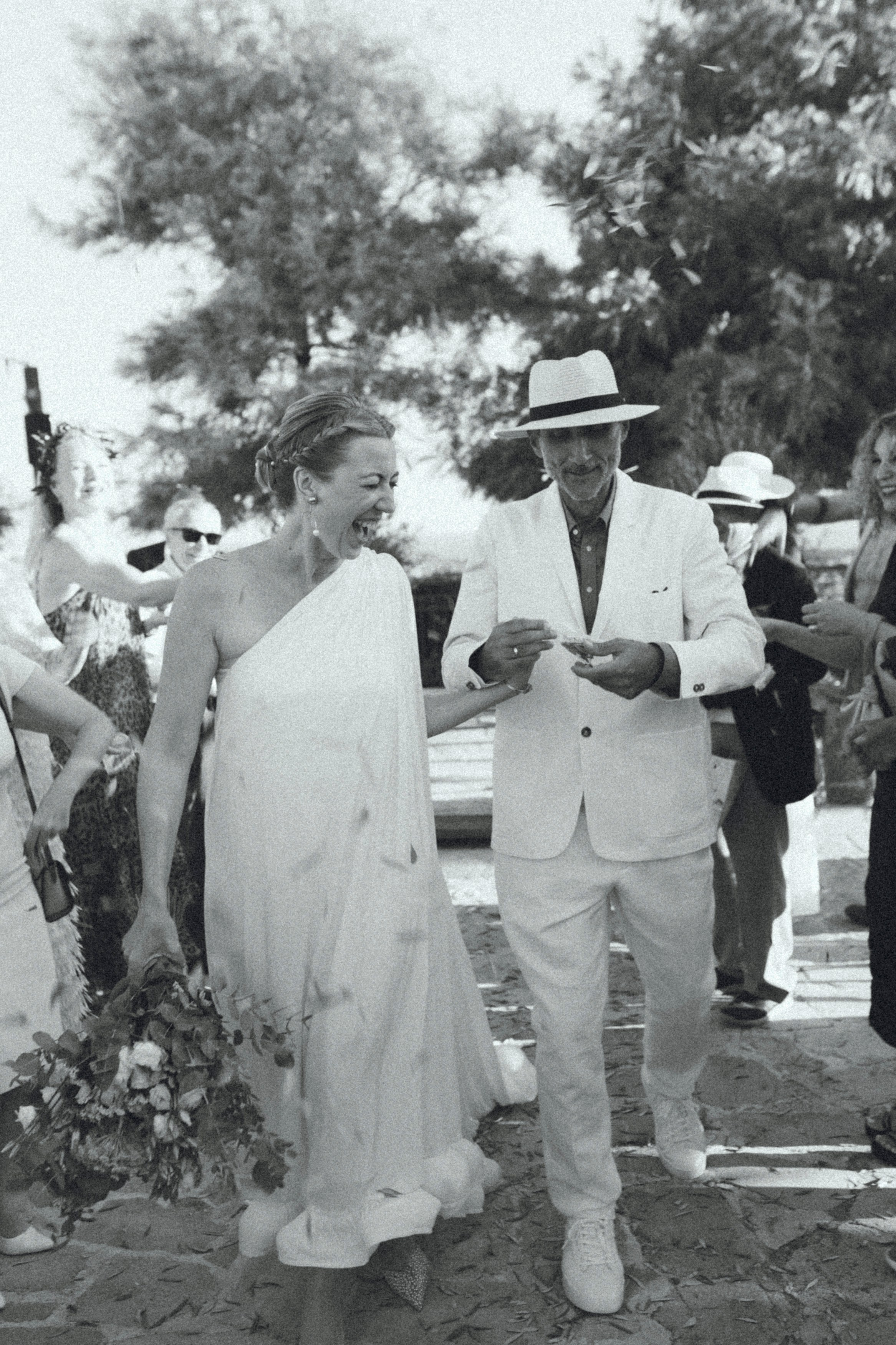 Dancing, laughter and traditions — a Greek-Russian Wedding. Katerina Nord | Wedding and Couple Photographer in Germany and Europe