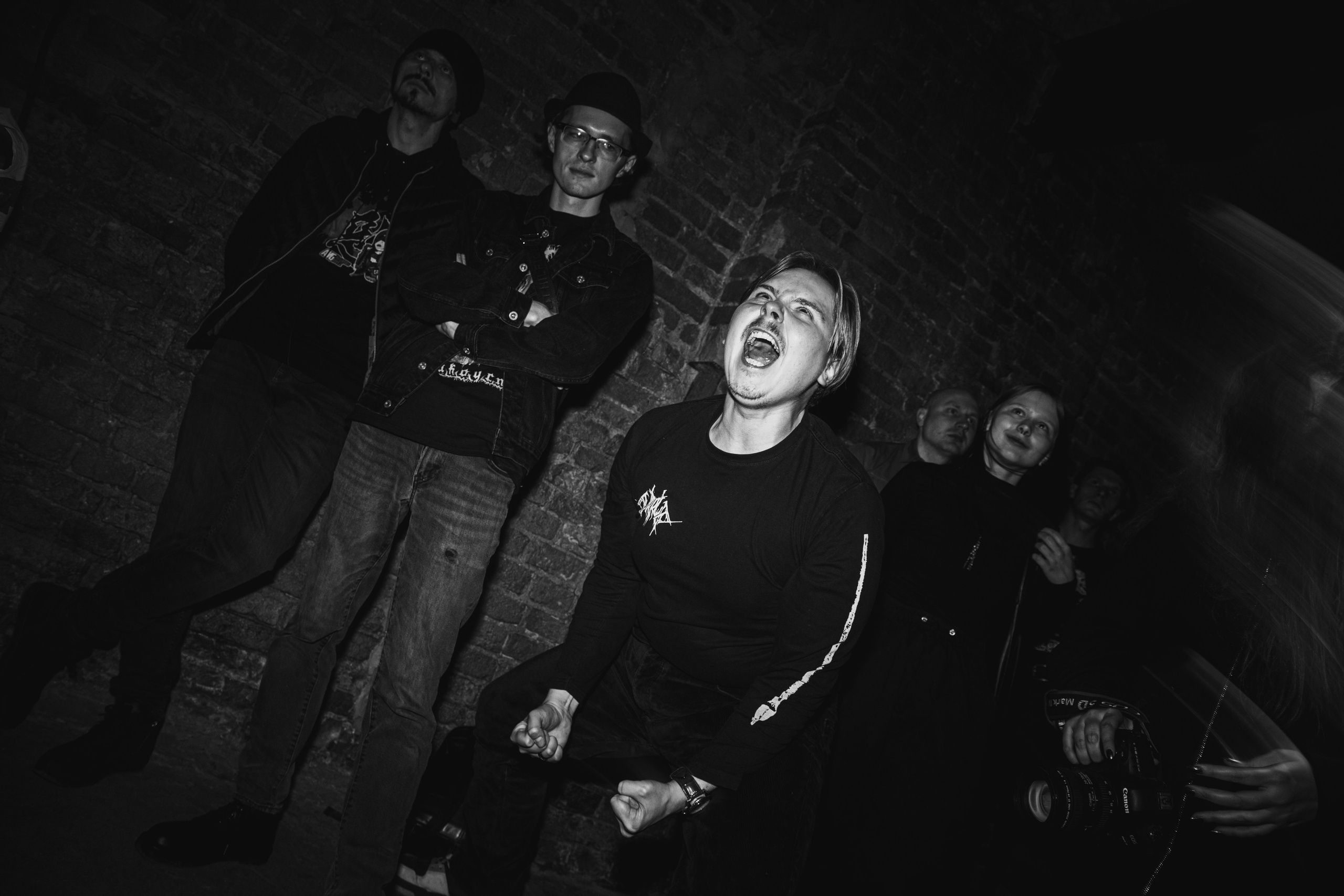 Lowfloor & Smyčka & Supruga 30.10.2025. Репортажный фотограф в Москве Legiodot