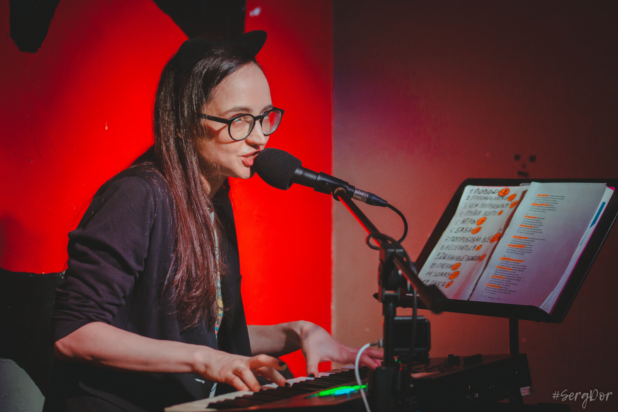 Люся Махова, Людмила Махова, Тёща, Дайте два, Д2, ЯЩИК, Санкт-Петербург, SergDor, 24.02.2023, #SergDor, 24 февраля 2023 года, свитер с оленями