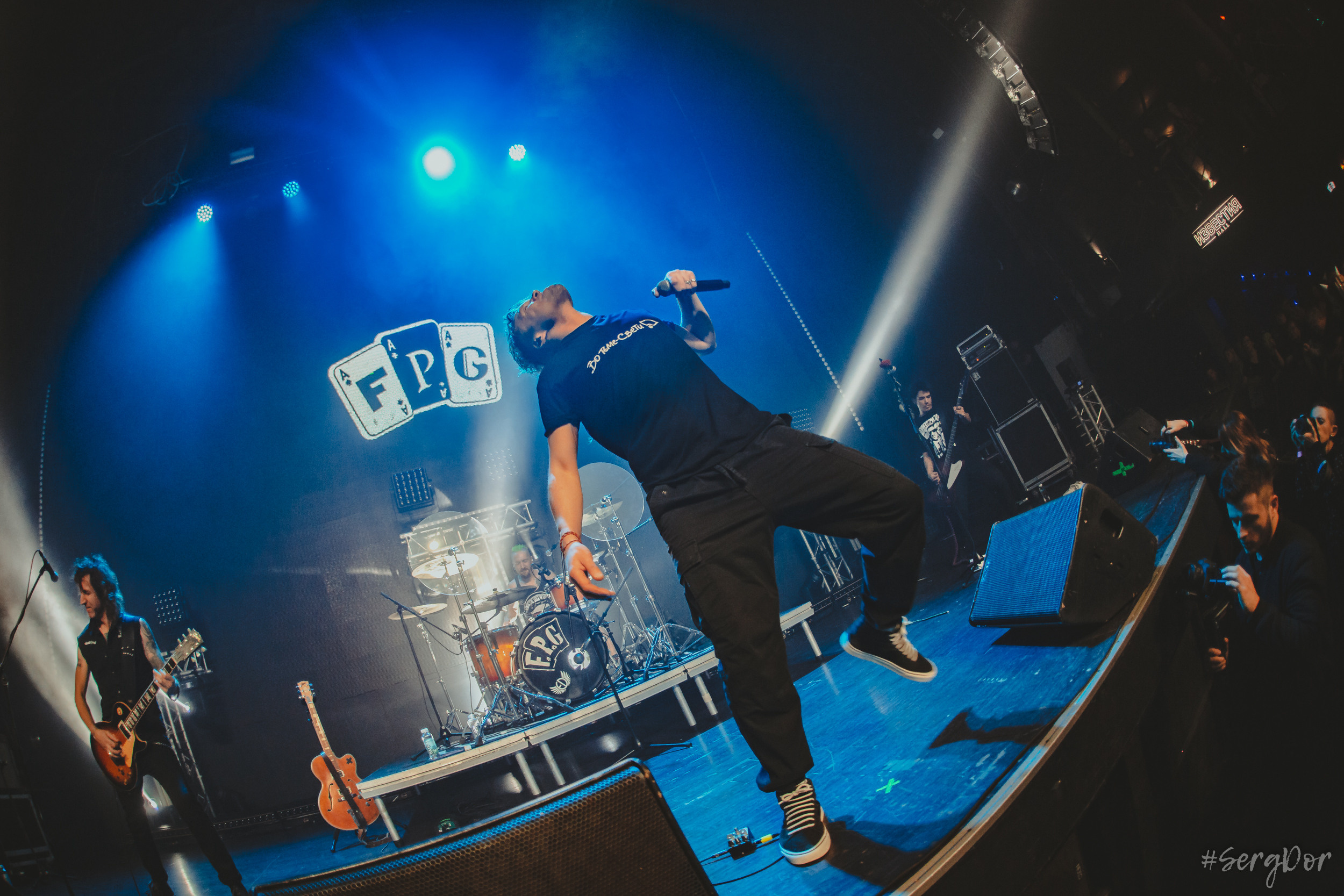 FPG, F.P.G, Известия Hall, 26.11.2022, SergDor, день рождения, бунтари 24/7, fairplaygang, fair play gang, дерзость и молодость, Москва, концерт, 26 ноября 2022 года, #SergDor