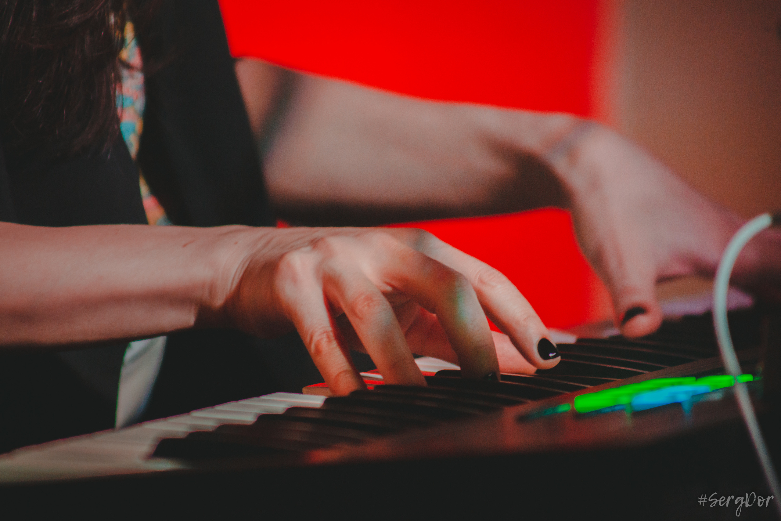 Люся Махова, Людмила Махова, Тёща, Дайте два, Д2, ЯЩИК, Санкт-Петербург, SergDor, 24.02.2023, #SergDor, 24 февраля 2023 года, свитер с оленями