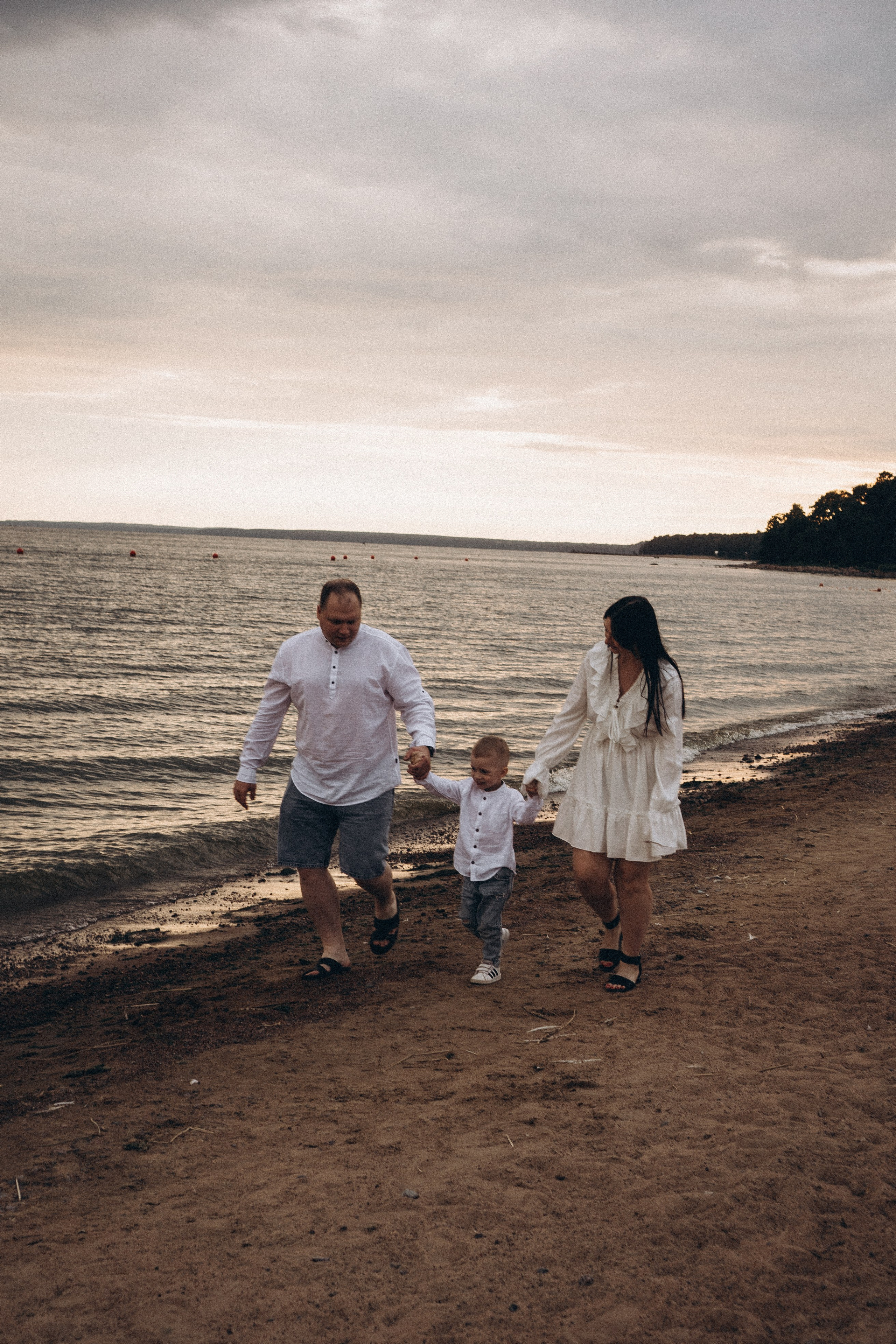 Семейная история на берегу залива. Профессиональный фотограф, Санкт-Петербург — Виктория Богомолова
