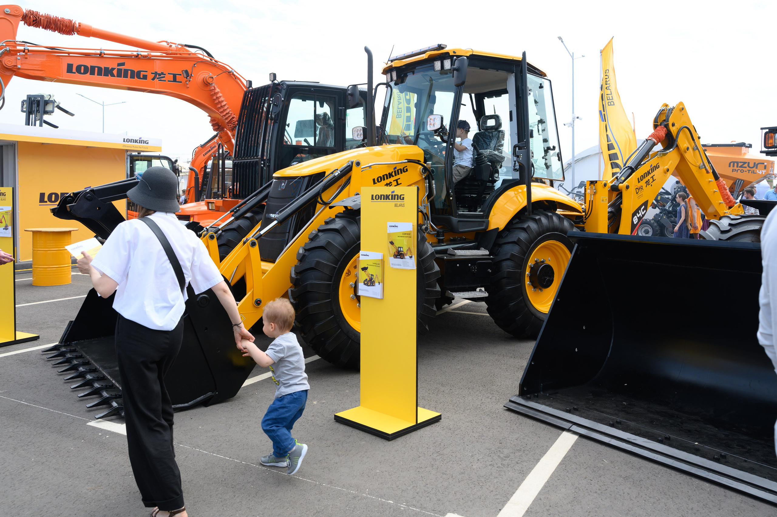 Агровыставка. Фотоуслуги, услуги фотографа, фотографирование важных событий