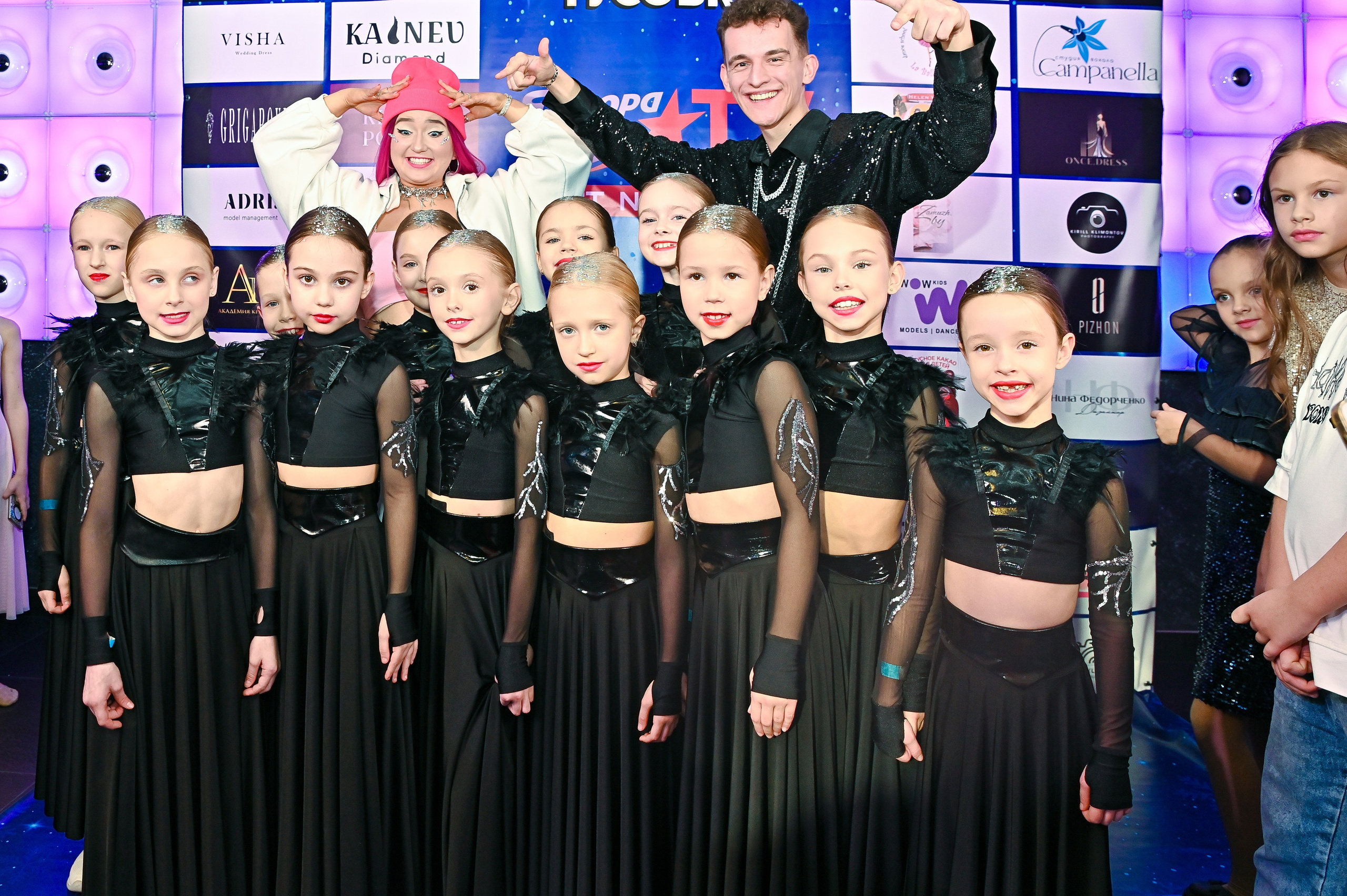 Большая новогодняя тусовка. Фотоуслуги, услуги фотографа, фотографирование важных событий