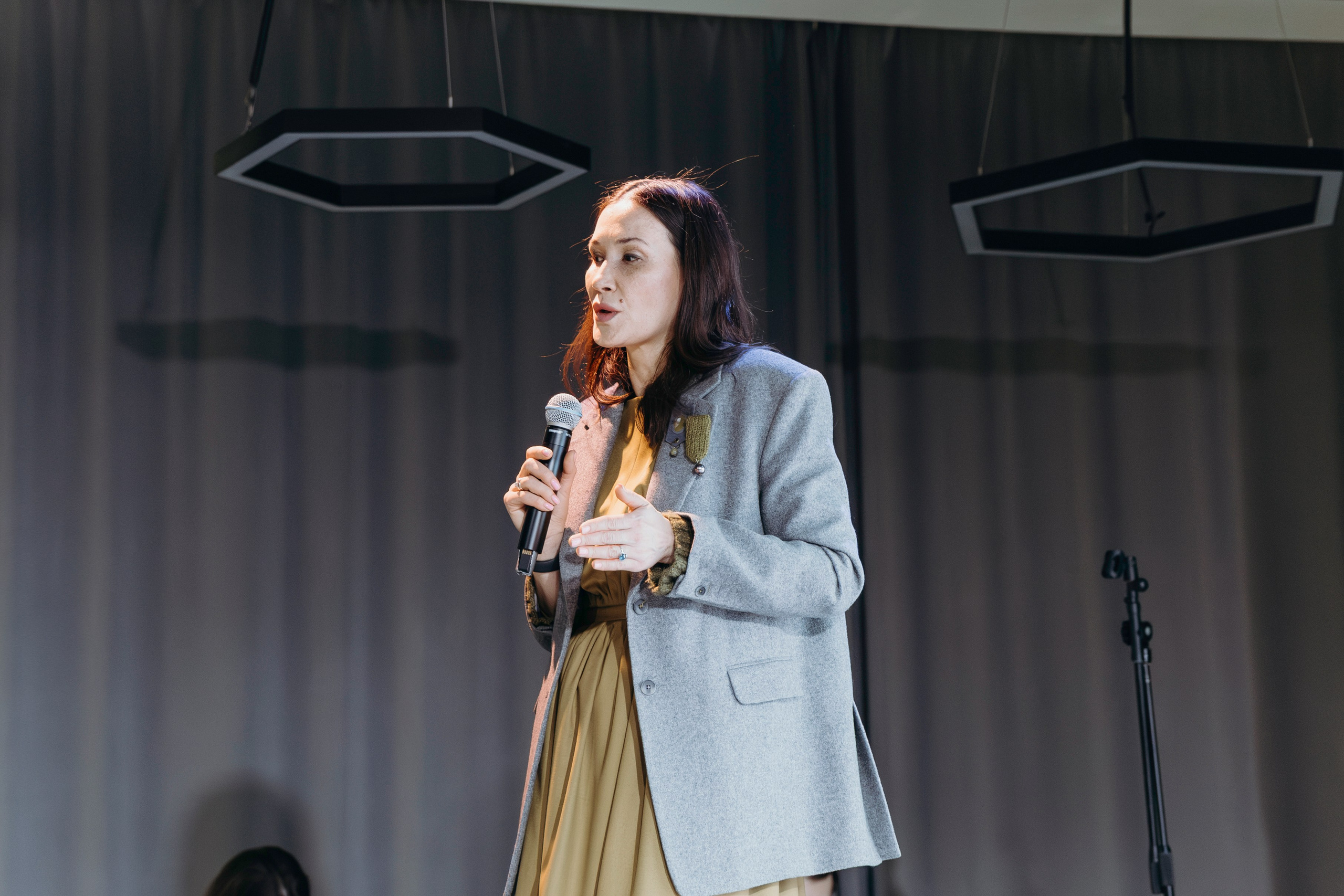 Империя Изобилия — выступления спикеров для предпринимателей. Свадебный фотограф в Иркутске Бобылев Никита