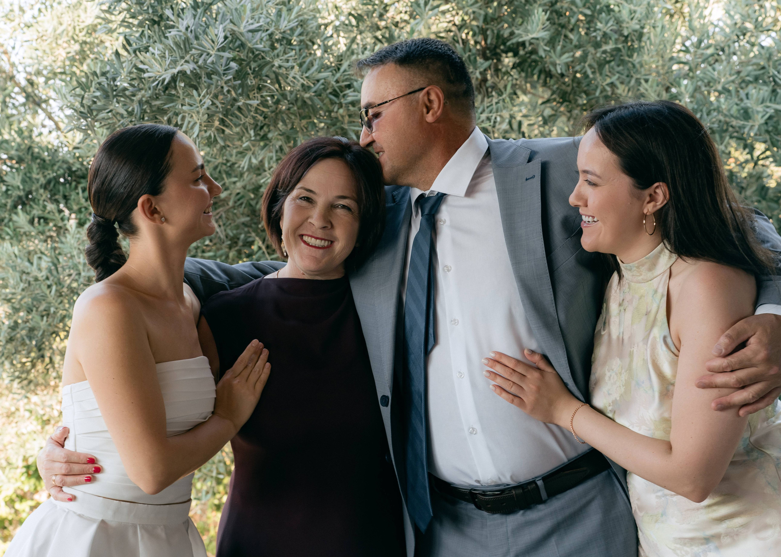 Sunshine in Izmir. Wedding & Documentary Photographer based in Nuremberg — available across Europe & Turkey | Vitalii Nasonov