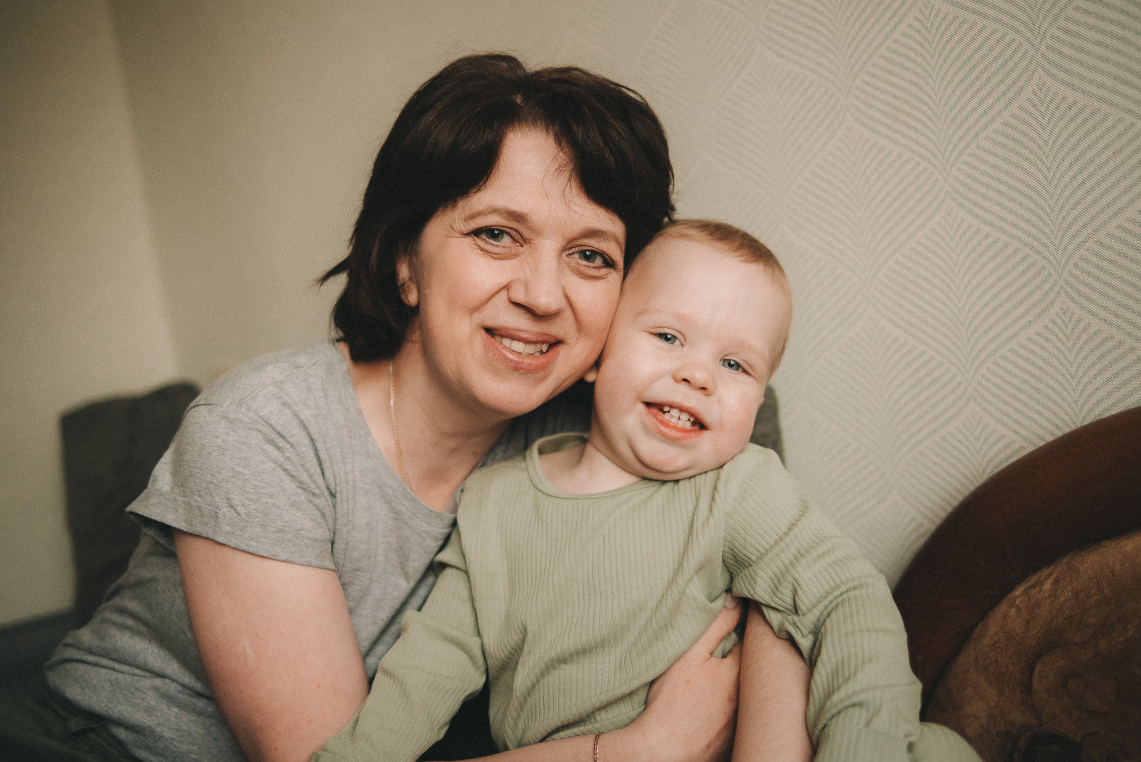 Матвей и семья. Фотограф новорожденных в стиле lifestyle в Воронеже Юлия Ключникова