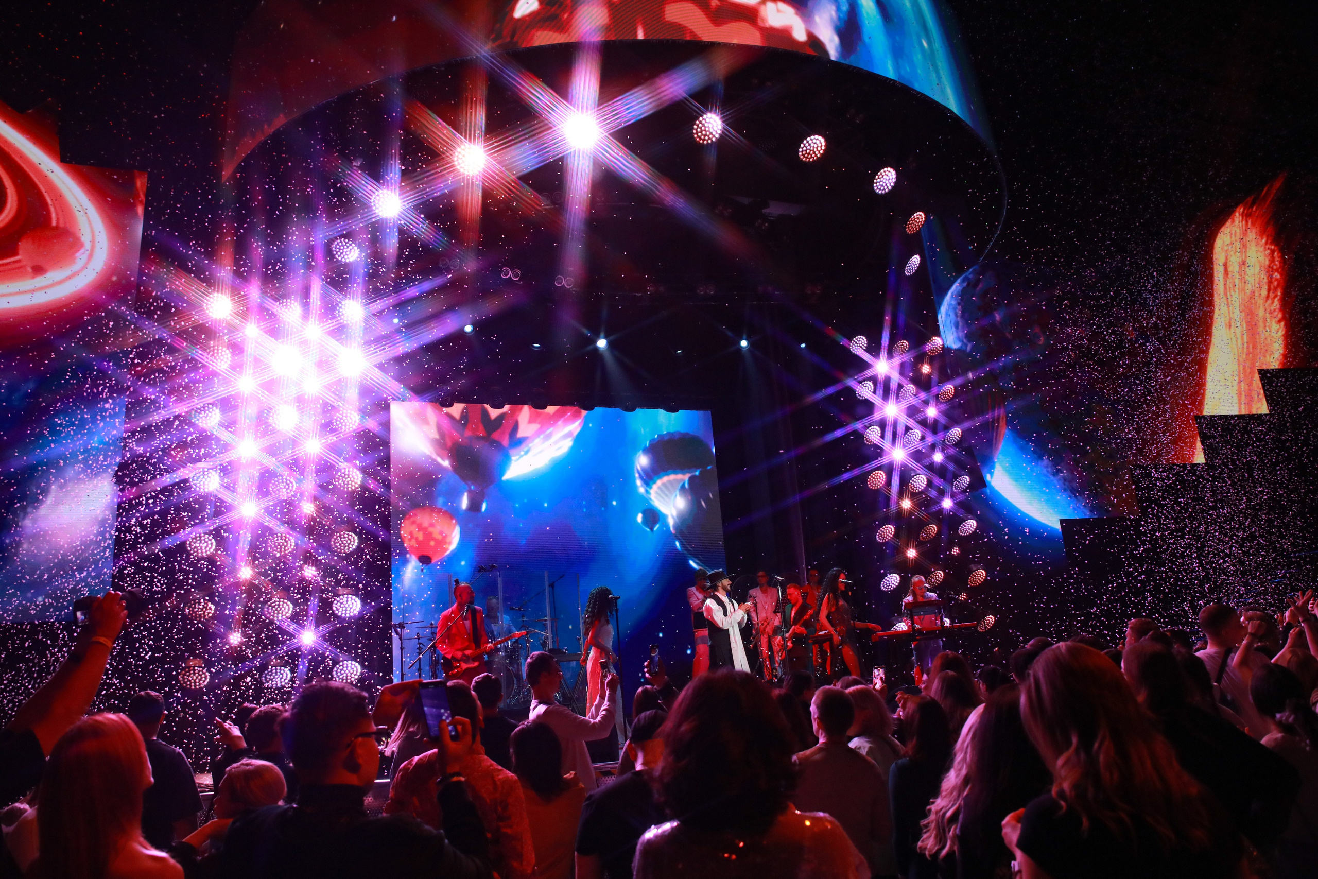 Тимур Родригез «Настроение Родригез» Vegas City Hall 30.11.24. Фотограф в Москве Яна Полосина