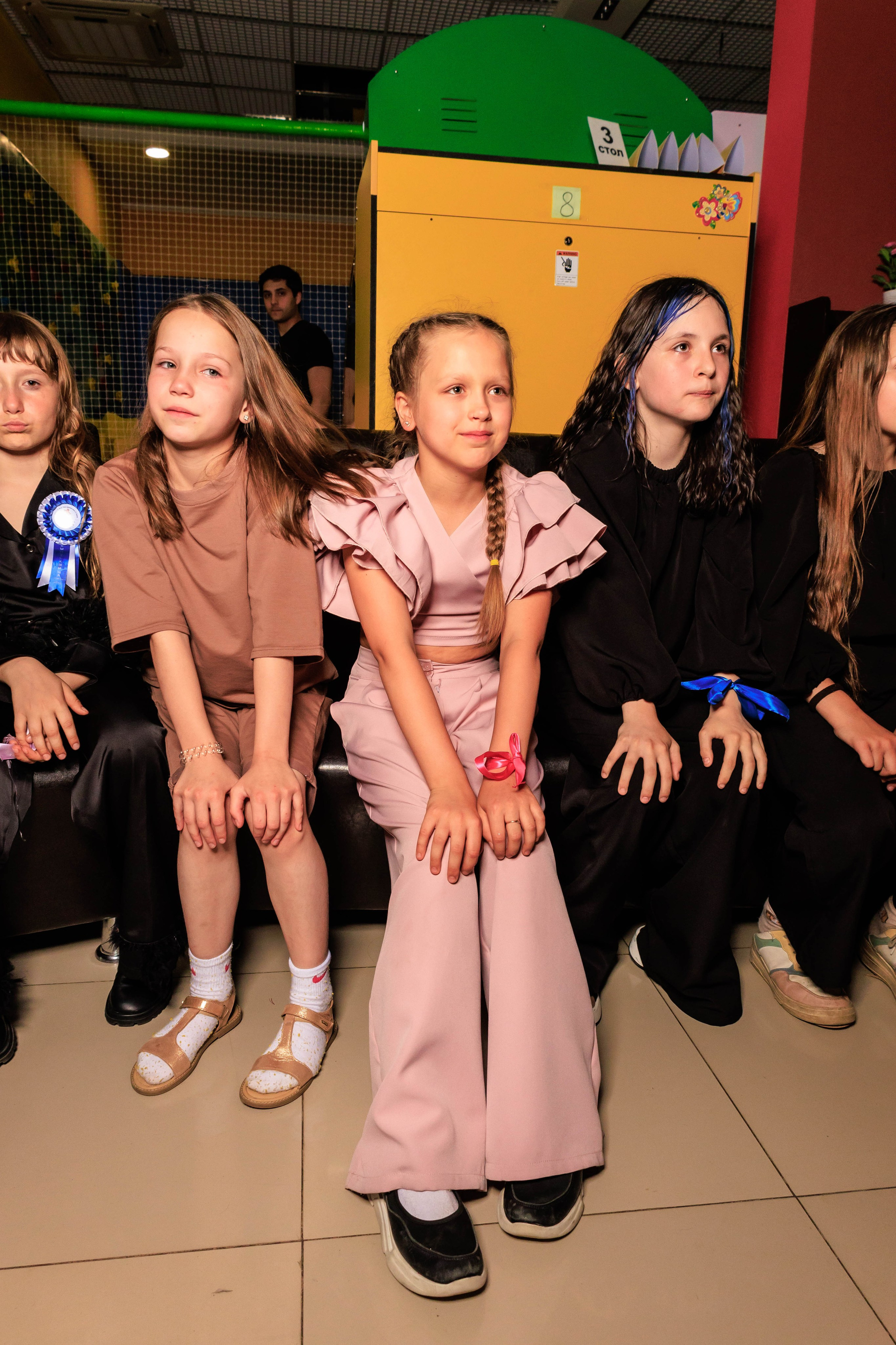 Выпускной 4 класс. Фотограф в Москве Дмитрий Емельянов