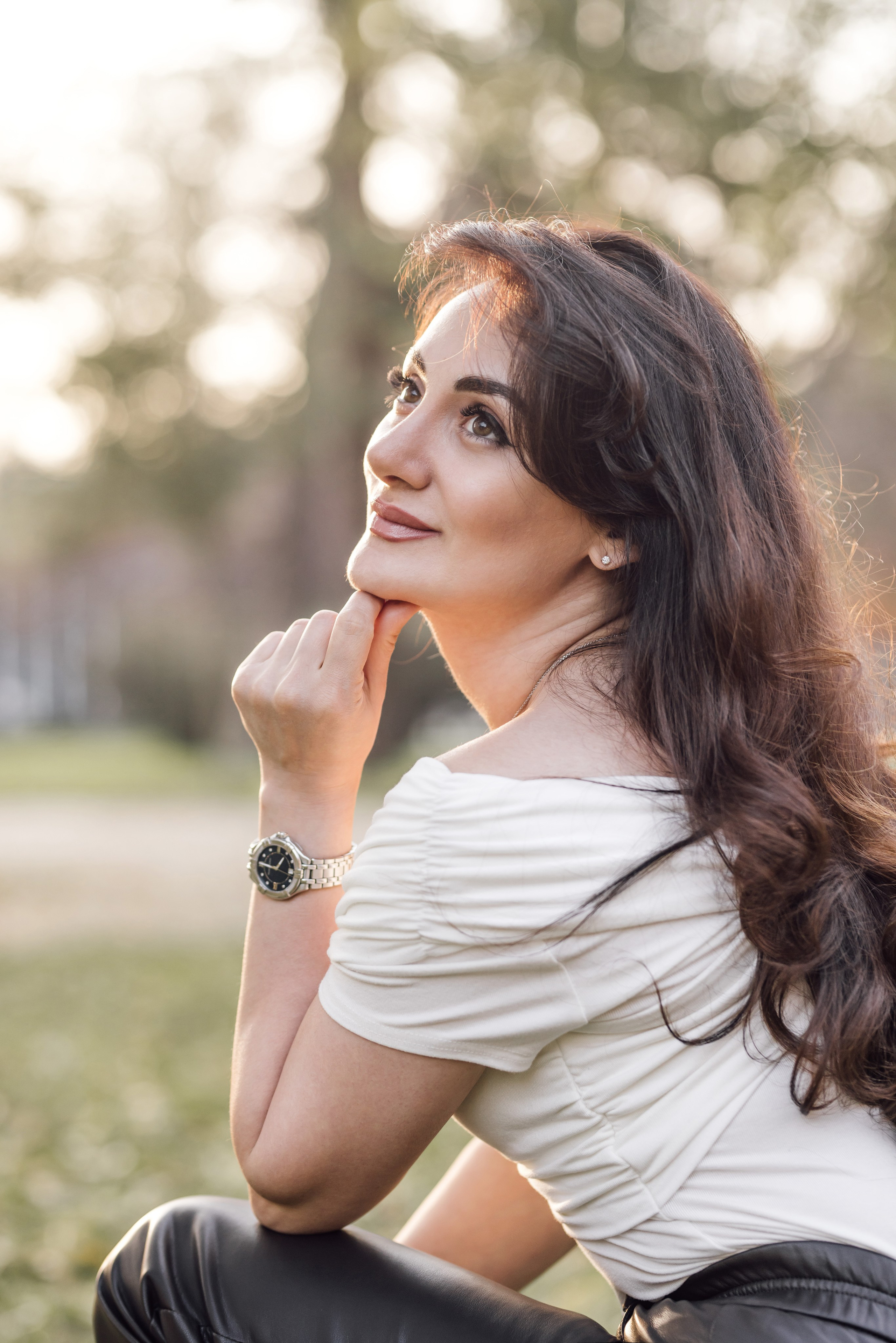 Мама и дочь, осенняя городская прогулка. Фотохудожник Наталия Кирсанова