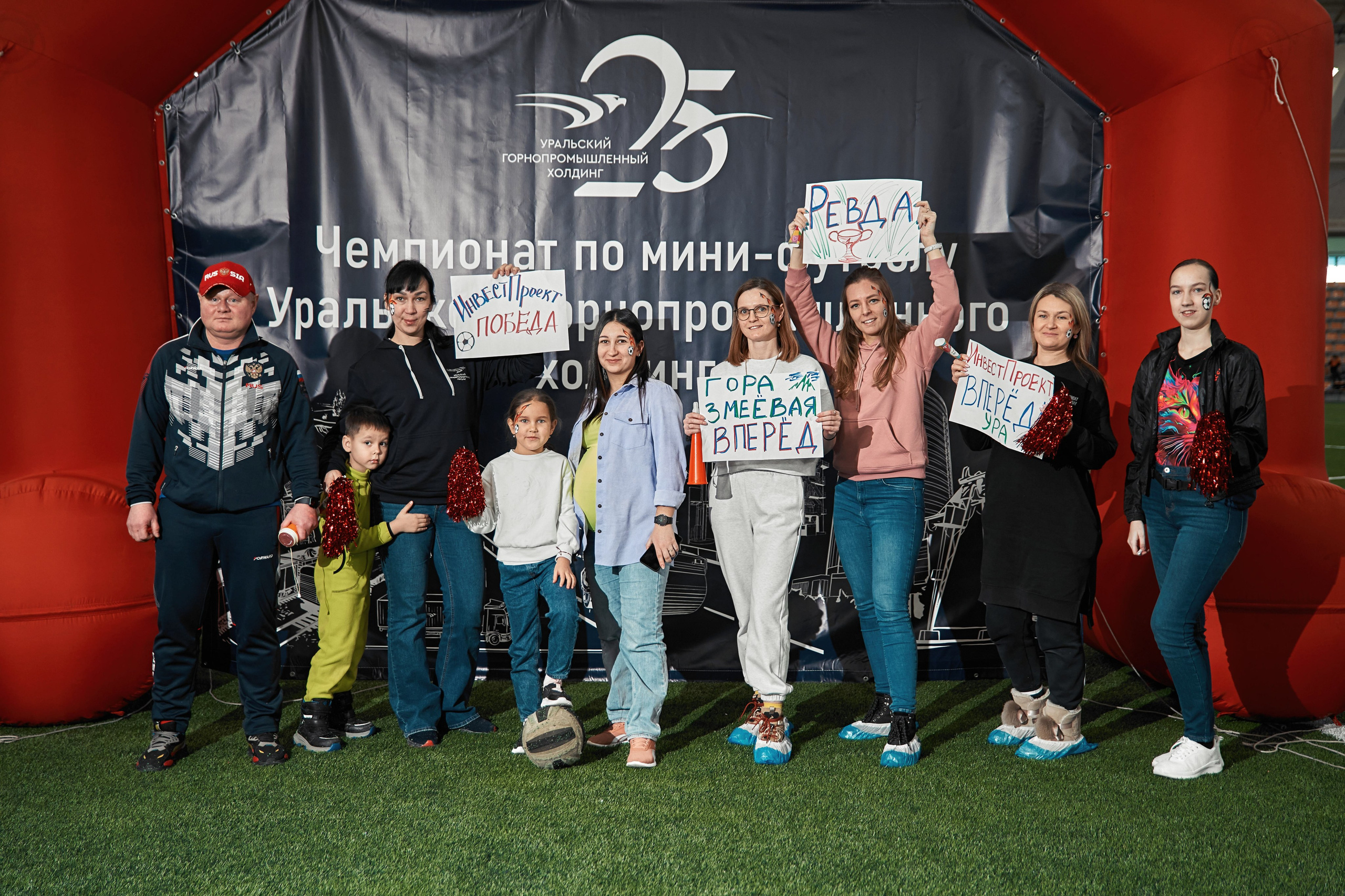 Фотограф на корпоративный футбольный турнир. Контент для бизнеса в Екатеринбурге Полдень Медиа