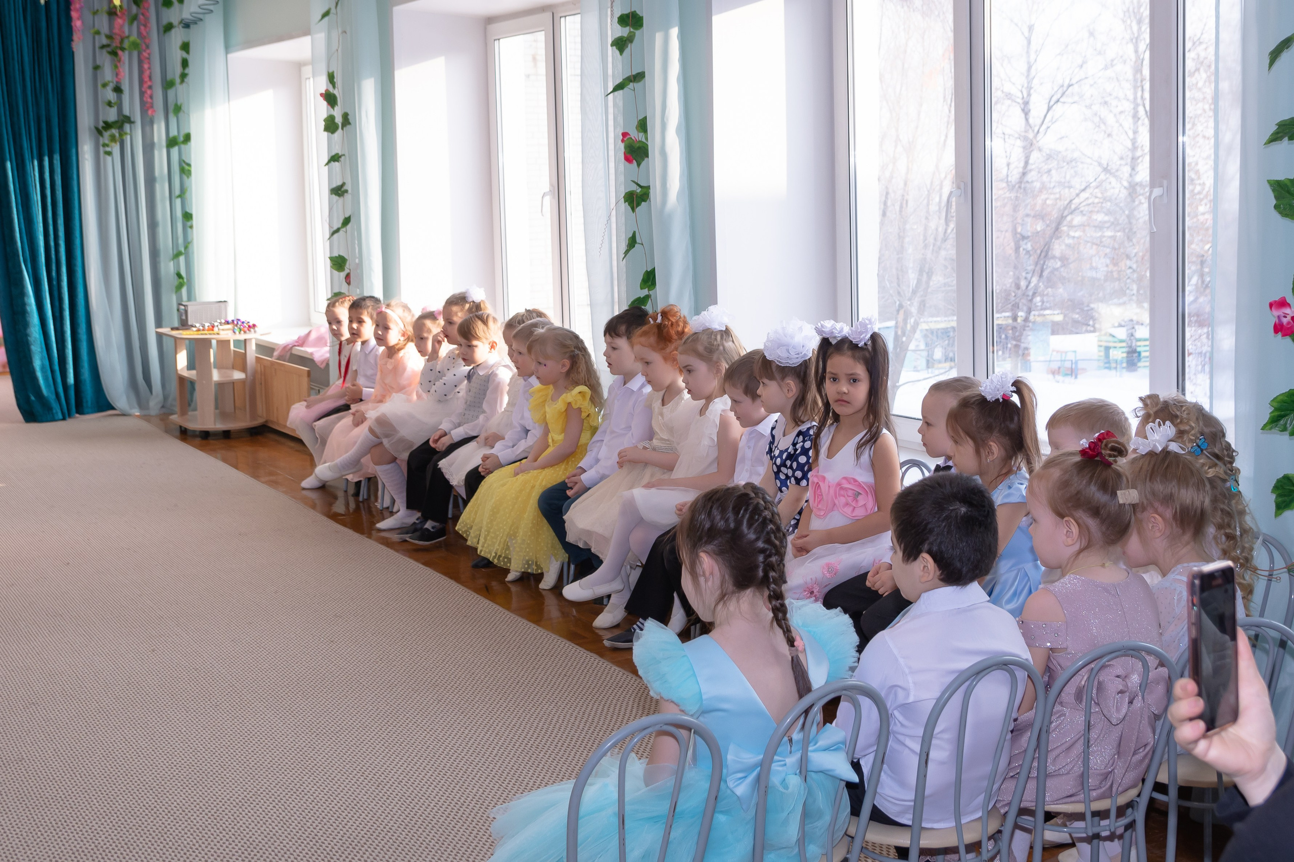 Весенний утренник