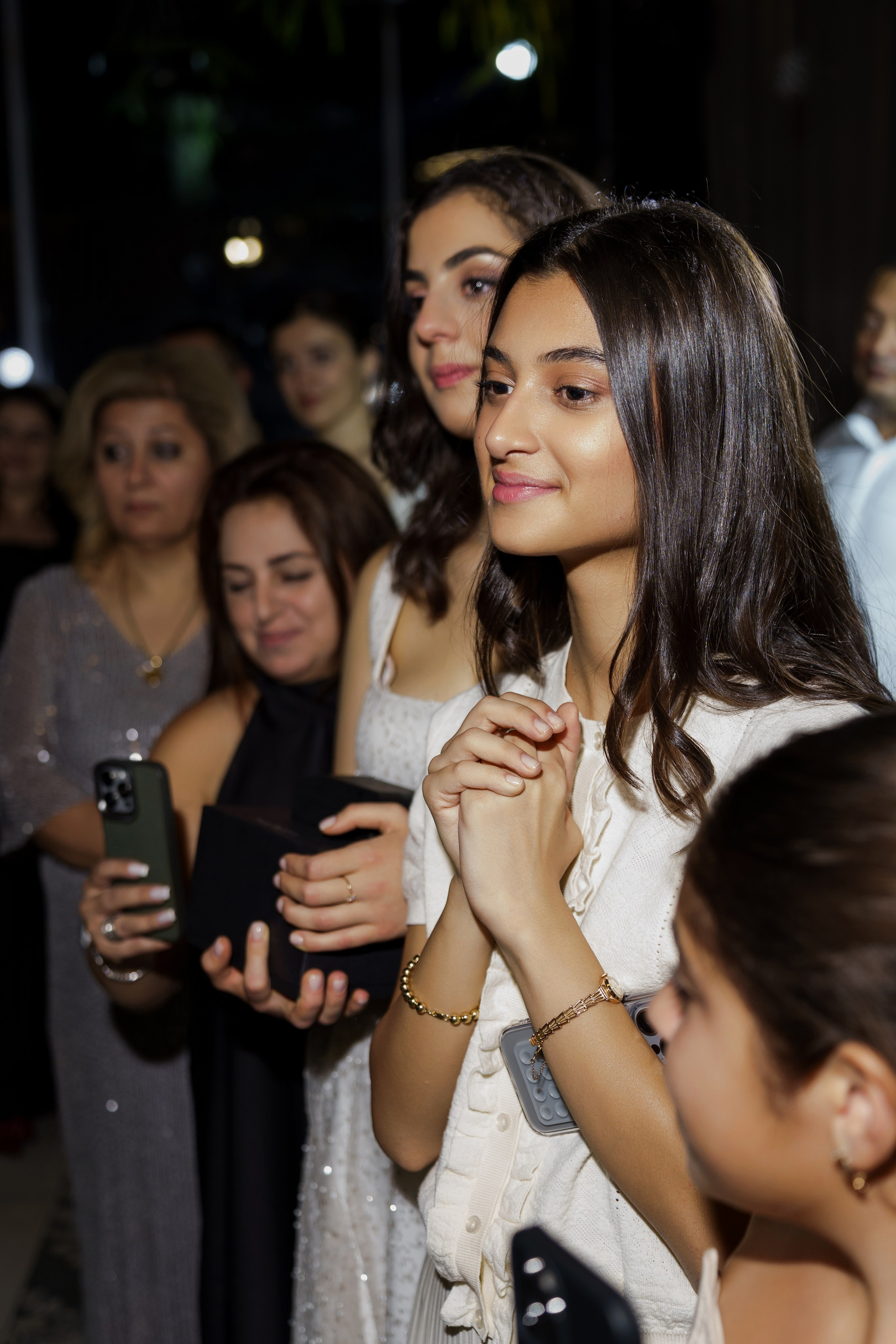 Красивое обручение на берегу чёрного моря в Лермонтово от ТВИНС СТУДИО. ТВИНС СТУДИО — лучшие свадебные фотографы и видеографы в Краснодаре