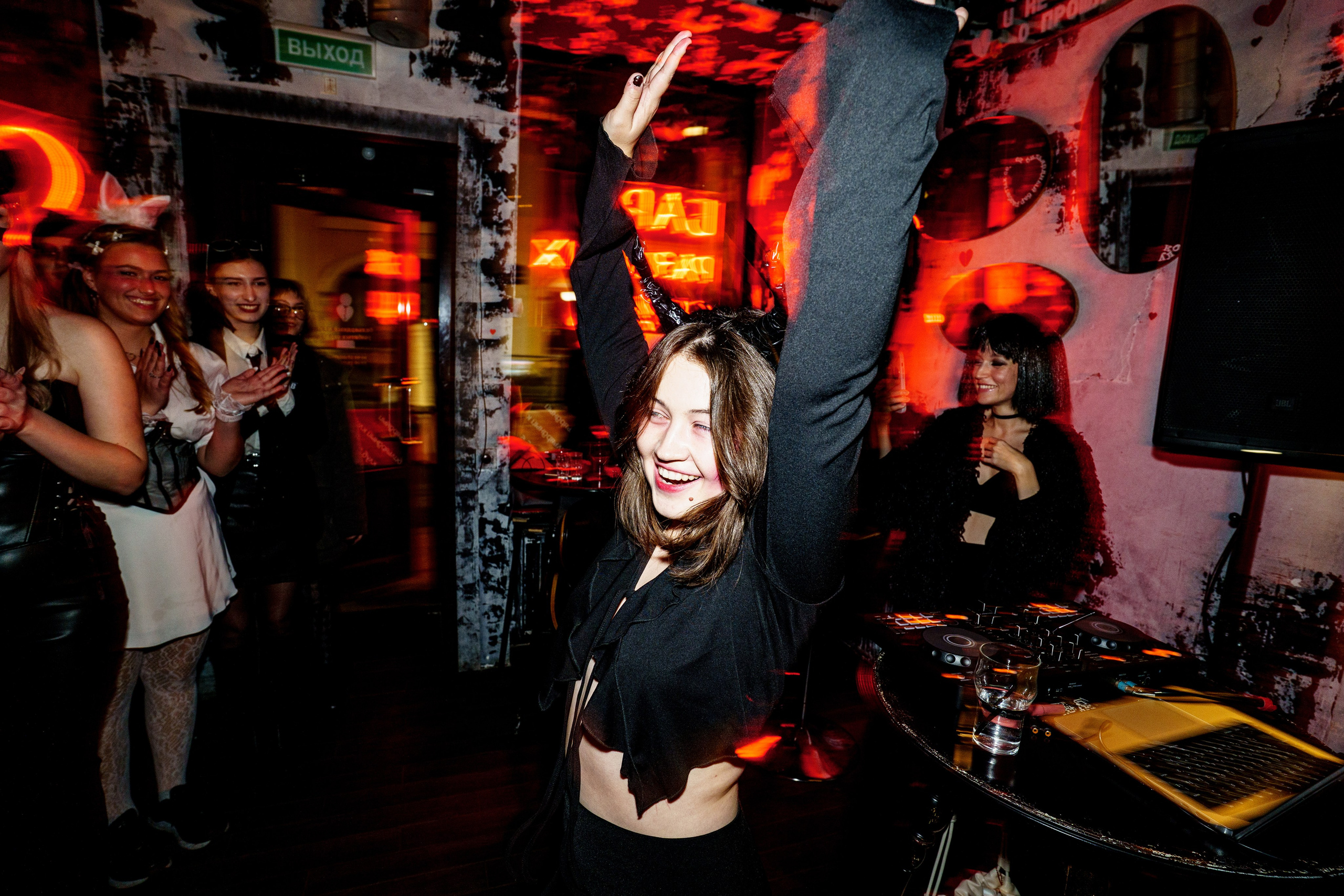 Halloween party. Бар разбитых сердец. Концертный и репортажный фотограф в Санкт-Петербурге Слава Пахомов