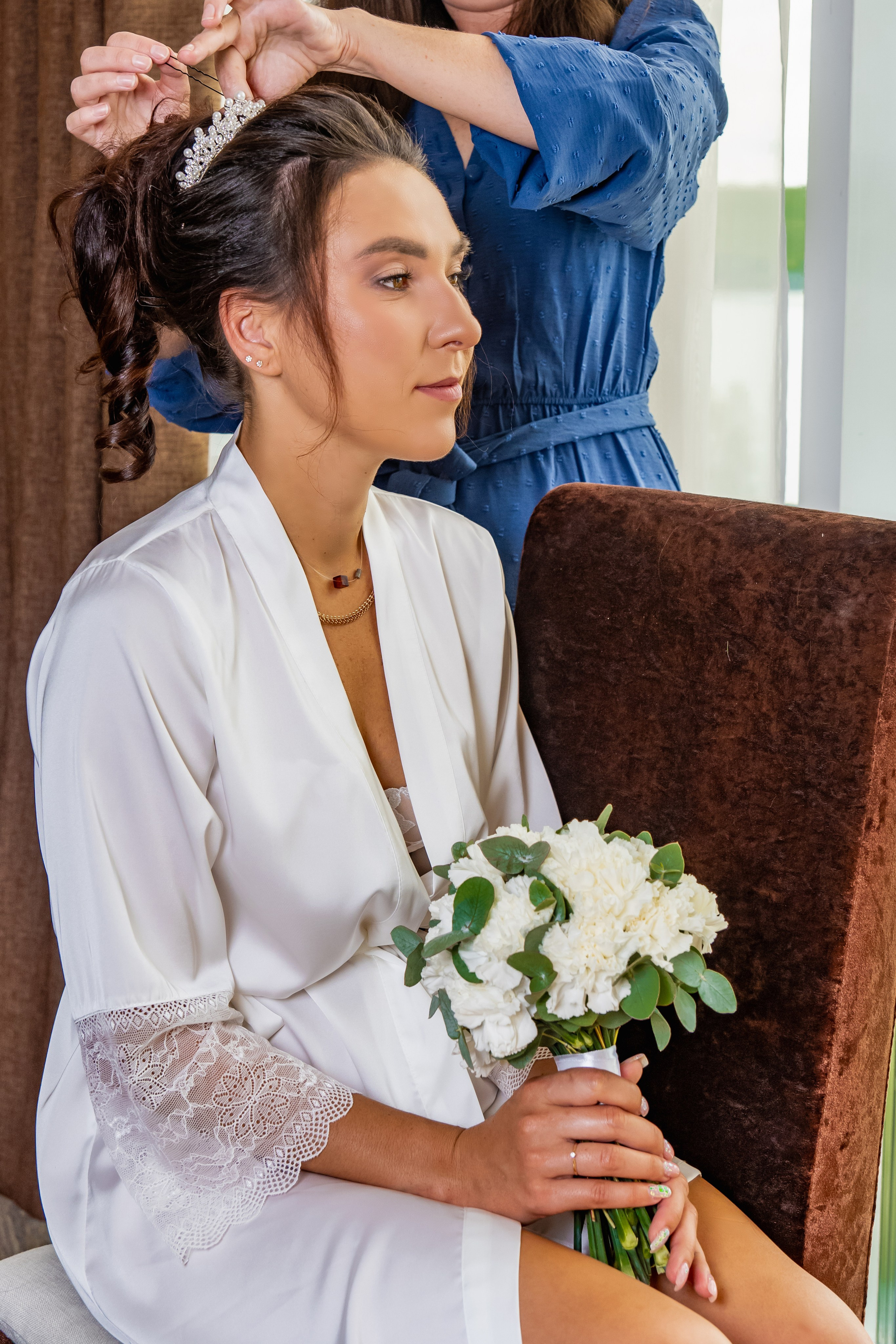 Сборы жениха и невесты в отеле: Северное море. Занимаюсь профессиональной фотографией и живу рядом с Байкалом. Работаю в разных жанрах