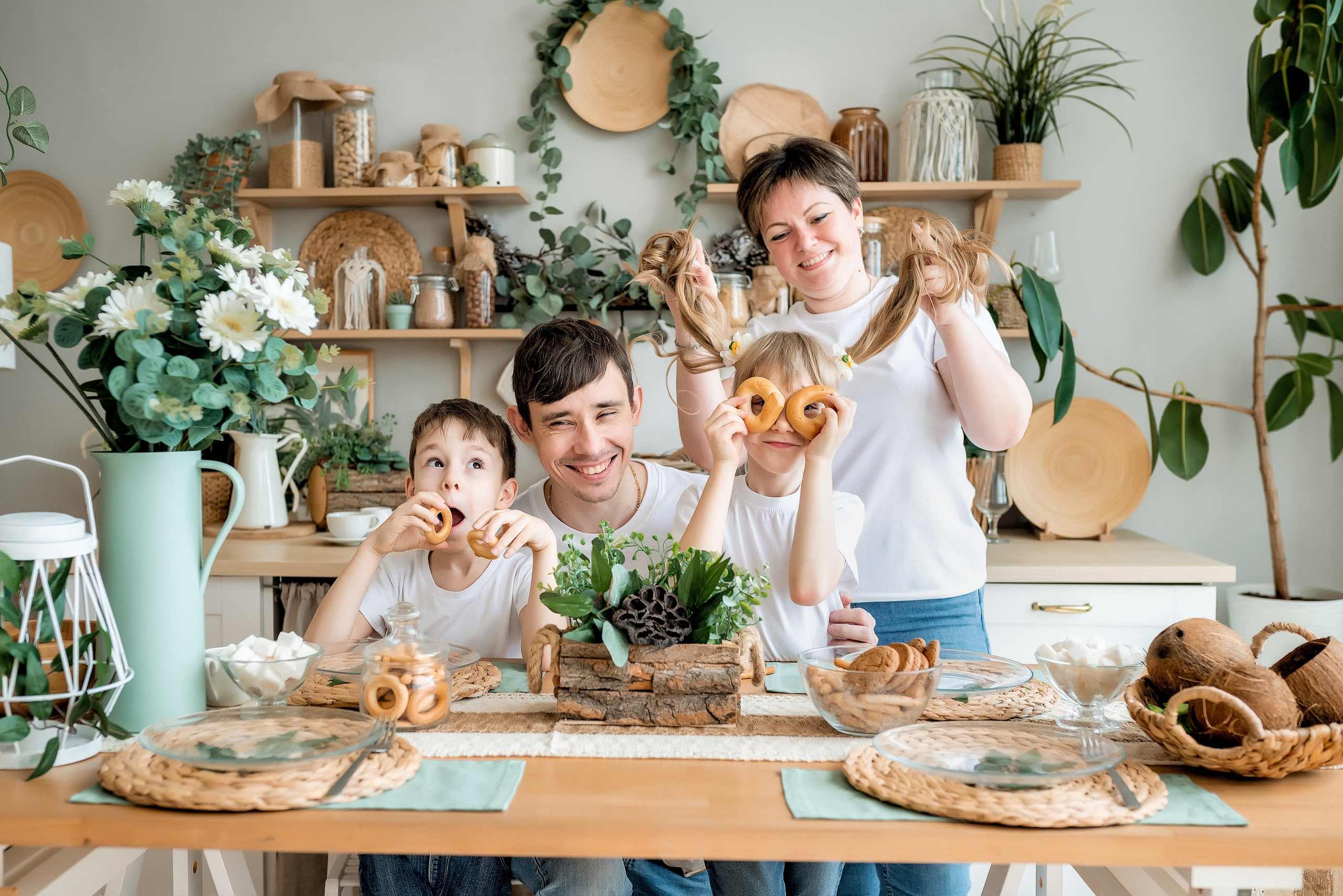 Семейная фотосессии в студии в Ростове на Дону: запечатлейте моменты счастья!