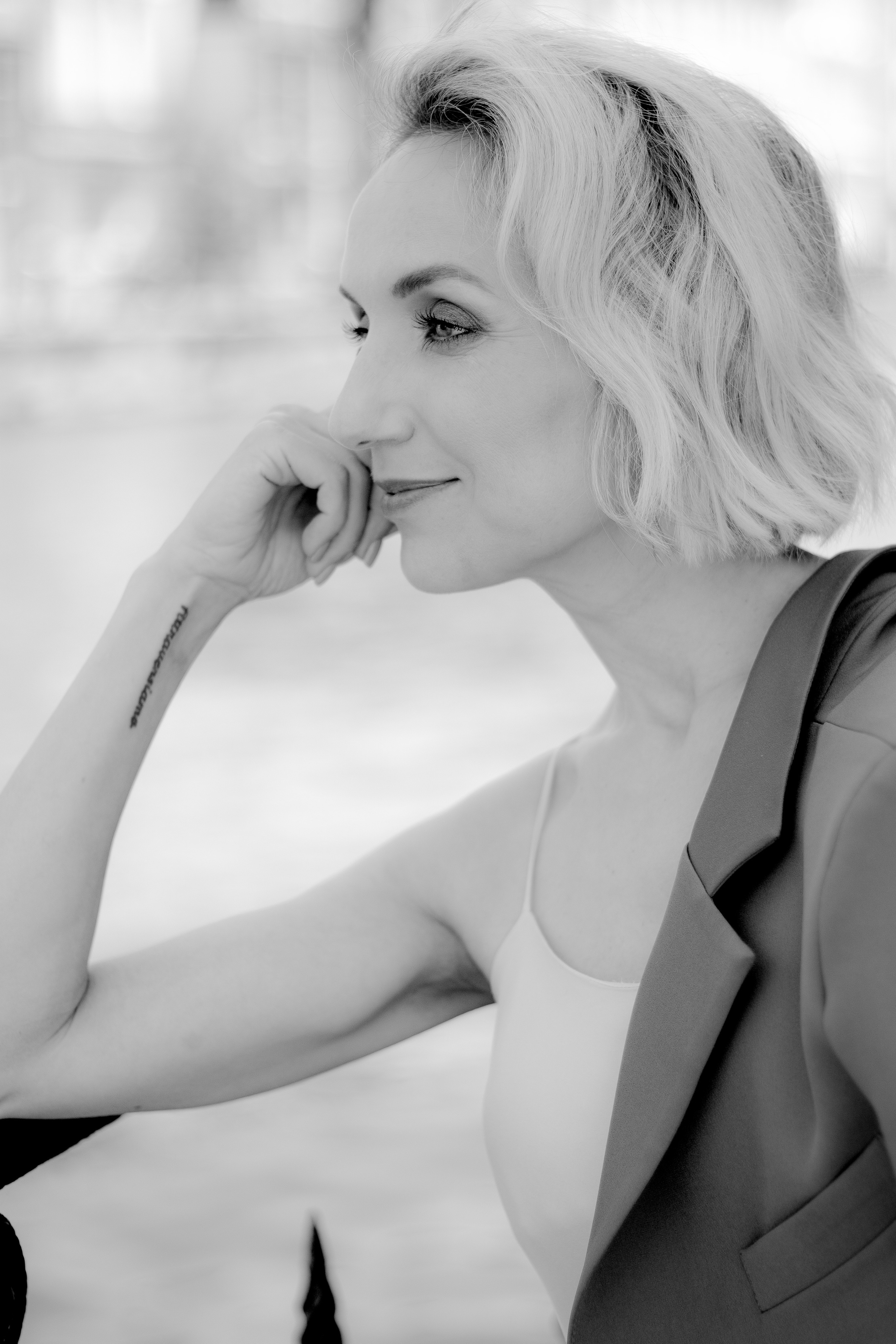 WOMAN PORTRAIT. Family, Children and Business photographer in Belgium