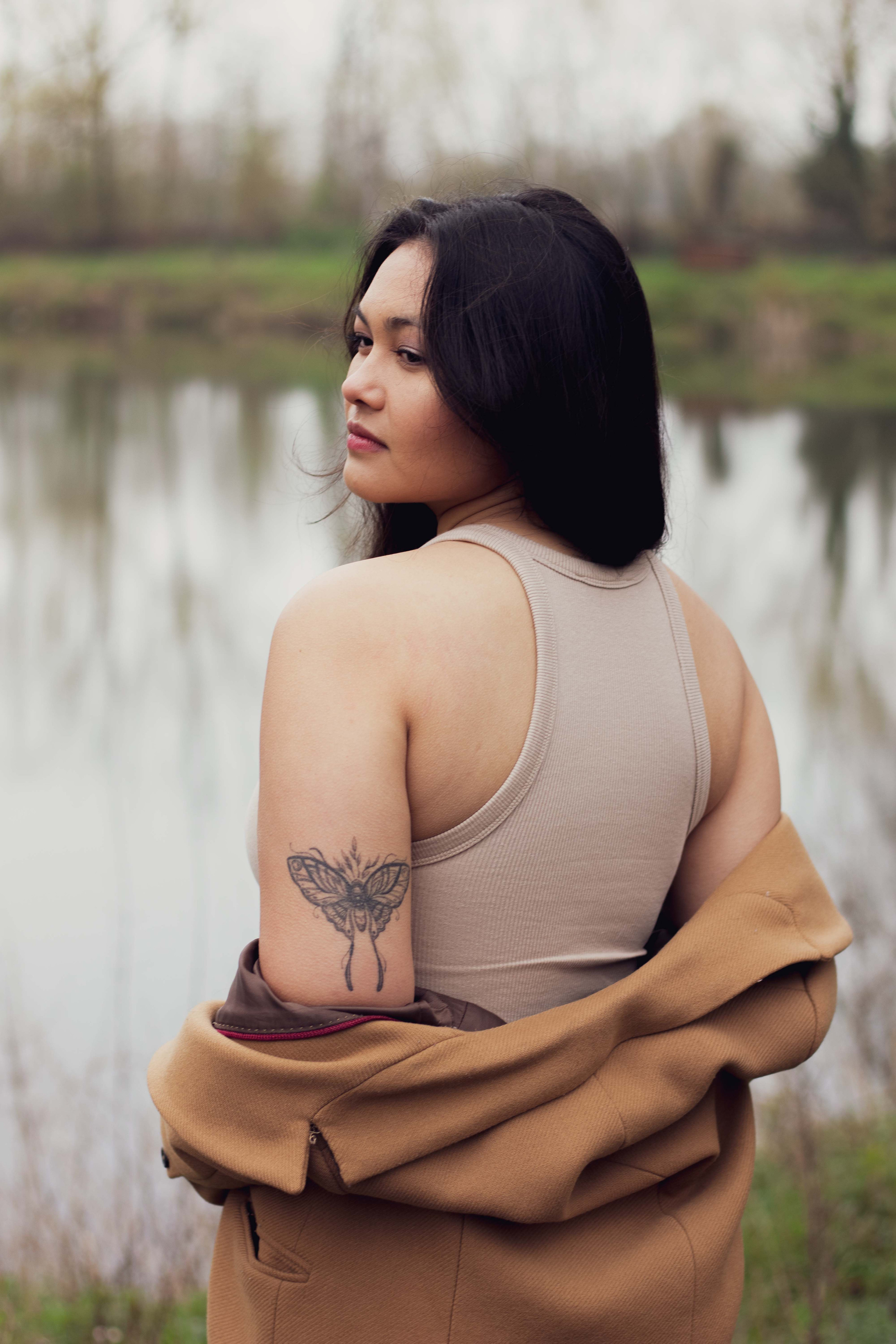 Flower dreams, Seda’s spring photoshoot. Family, Children and Business photographer in Belgium