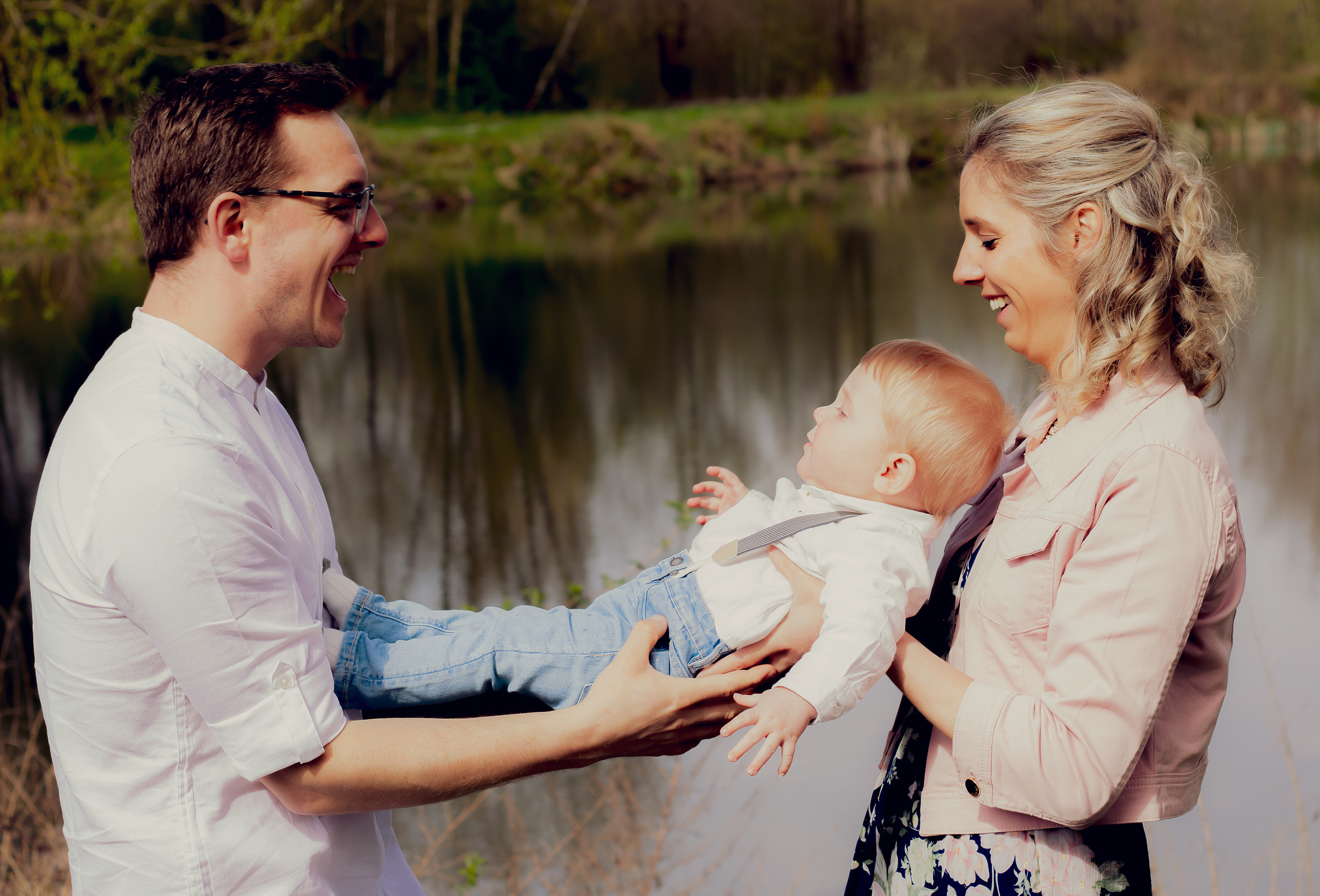 Kimmy and her happy family. Family, Children and Business photographer in Belgium