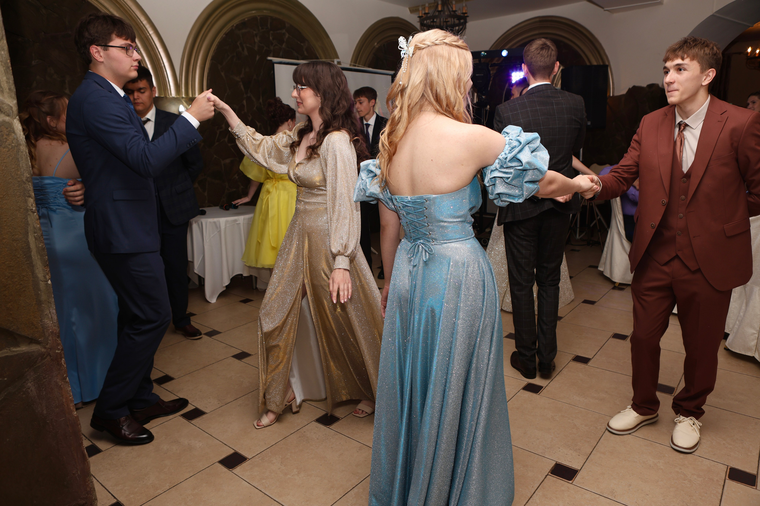 Школьный выпускной. Фотограф в Курске Смирнов Евгений