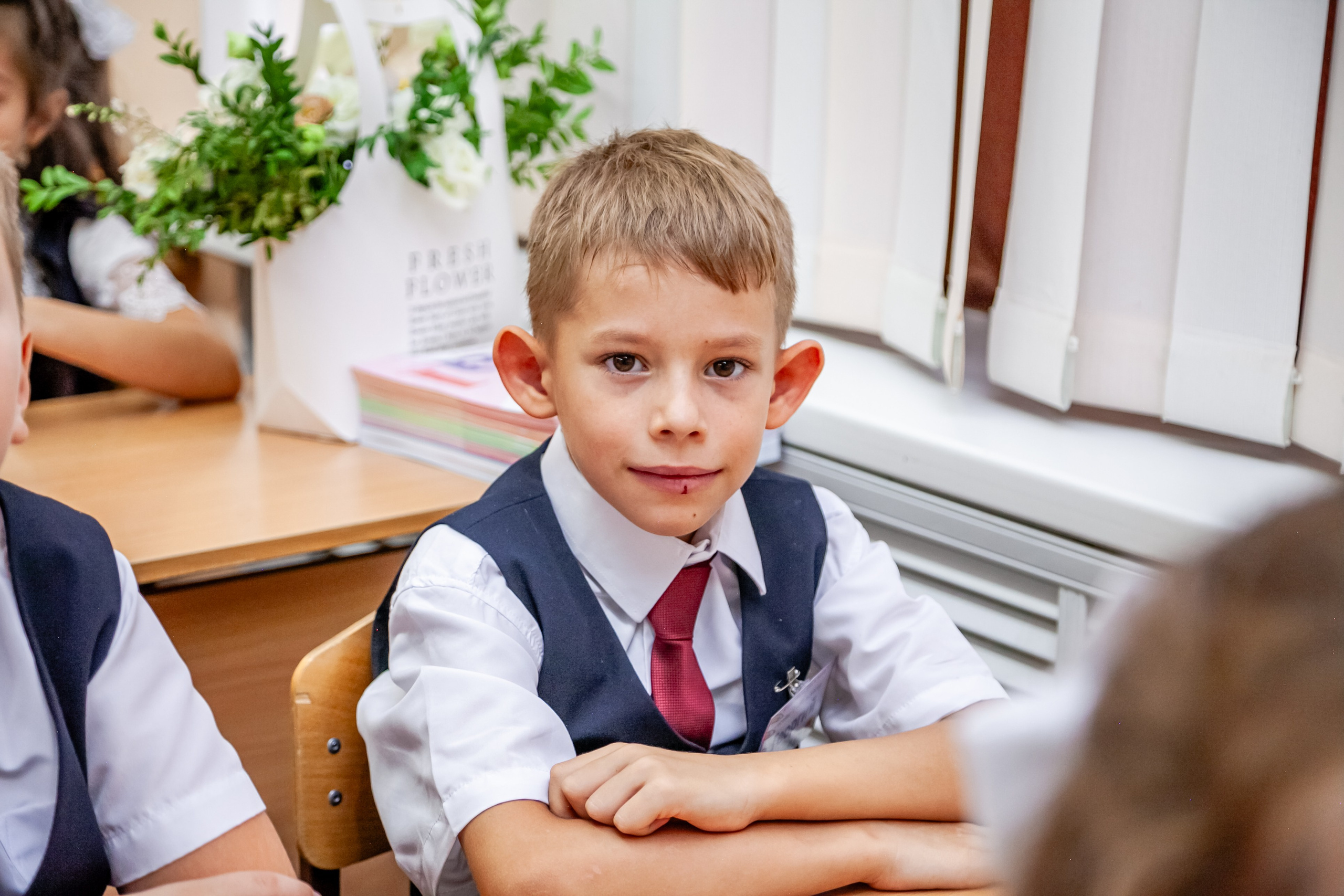 1 сентября линейка. Свадебный и семейный фотограф в Армавире