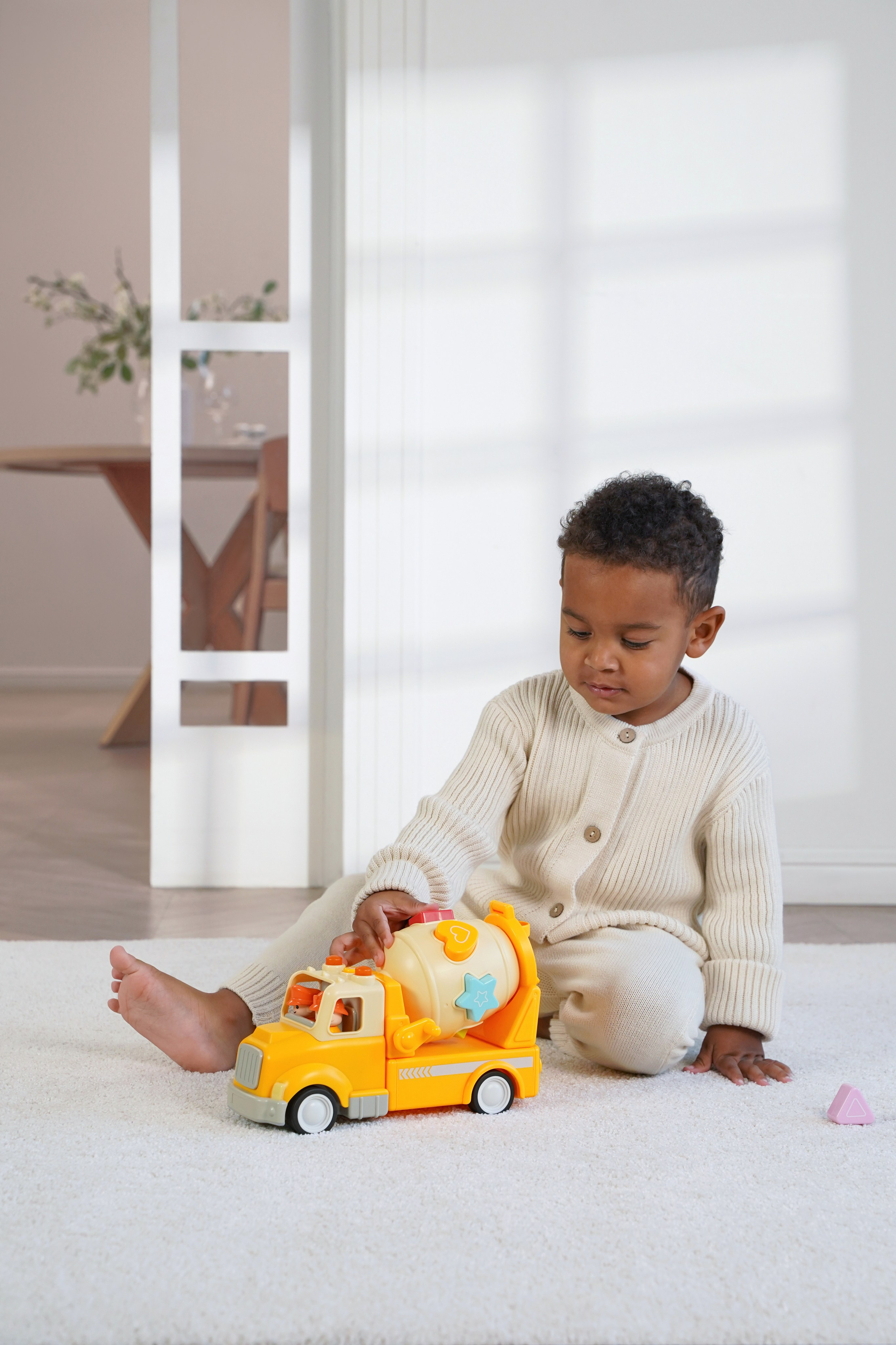 "Профессиональная детская фотосъемка для семейных портретов и воспоминаний""Высококачественная детская съемка новорожденных и малышей в студии""Рекламная детская фотосъемка для альбомов и подарков""Студийная детская съемка с креативными декорациями и позами""Коммерческая детская фотосъемка для маркетинга детских товаров""Фотография детской съемки с акцентом на эмоции и улыбки""Семейная детская съемка для портфолио и социальных сетей""Профессиональная детская фотосъемка с мягким освещением""Рекламные фото детской съемки для сайтов и брошюр""Высокоточная детская съемка для воспоминаний и презентаций""Детская фотосъемка высокого разрешения для семейных альбомов""Коммерческая детская съемка с фокусом на радость и развитие""Студийная фотосъемка детской съемки для брендов и маркетинга""Фотографии детской съемки для подарков и увеличения клиентов""Профессиональная детская съемка для каталогов и семейных историй"