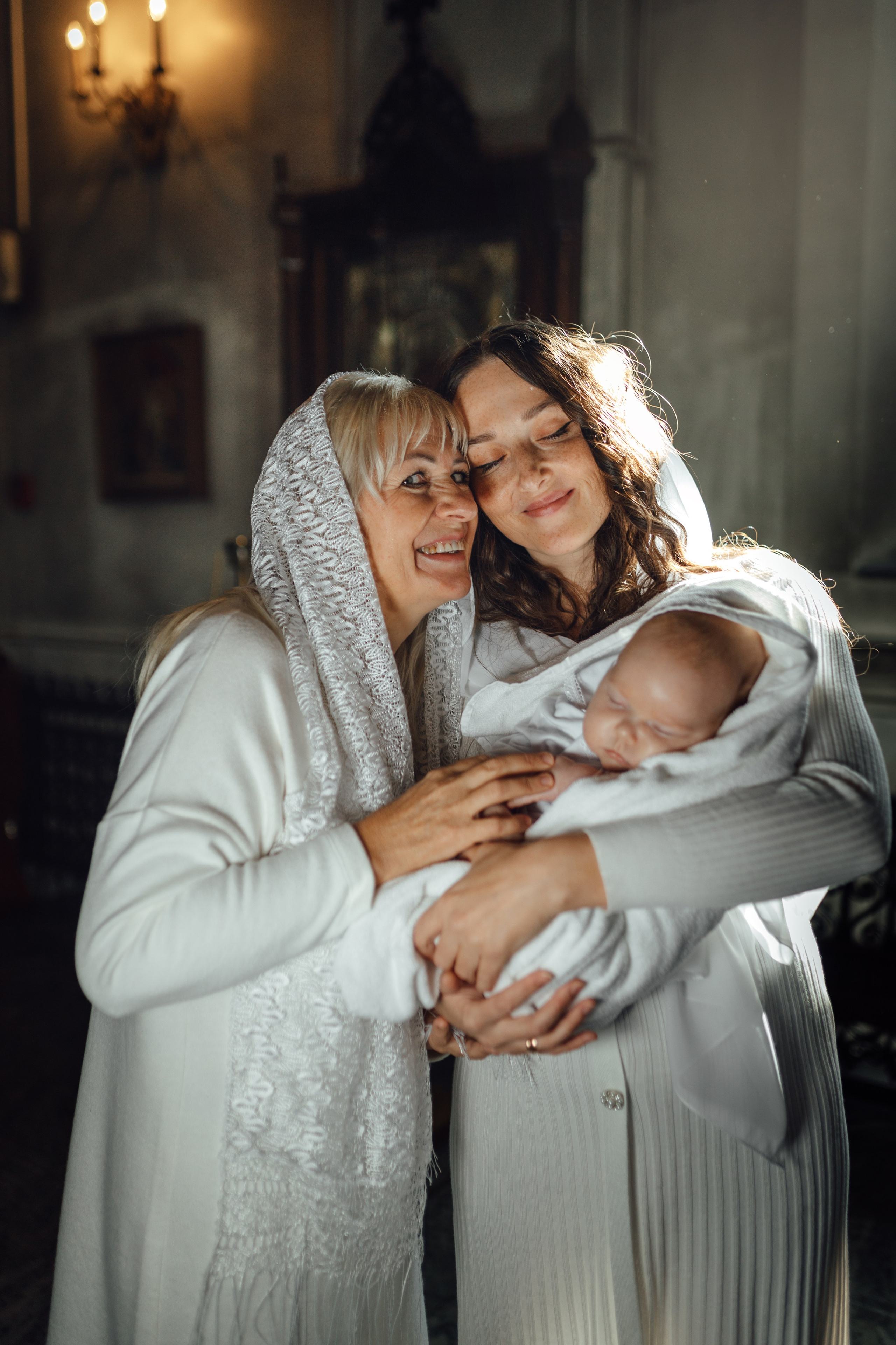 Крещение Тимура храм иконы Всех Скорбящих Радость, октябрь 2024