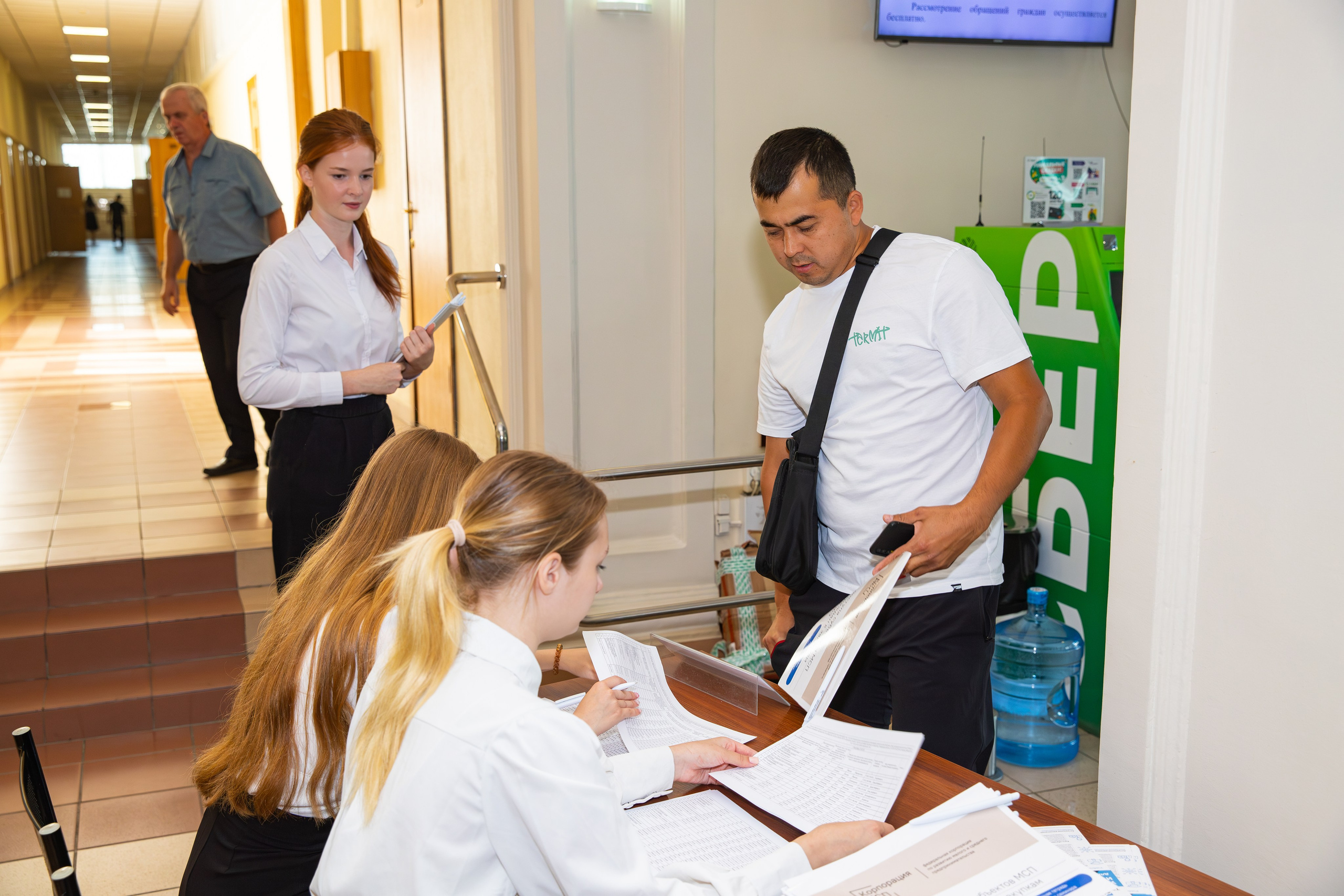 Бизнес конференция между крупным бизнесом и малым. Фотограф Александр Поздняков  Новосибирск